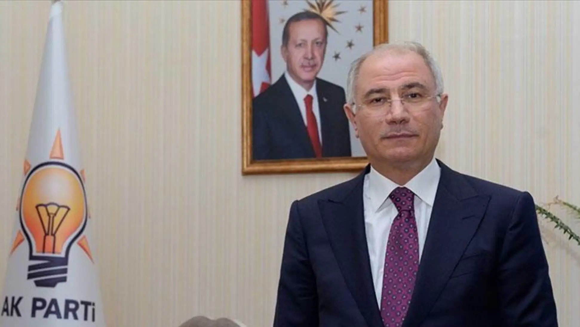 Efkan Ala making important statements for a terror-free Turkey. Efkan Ala making important statements for a terror-free Turkey.