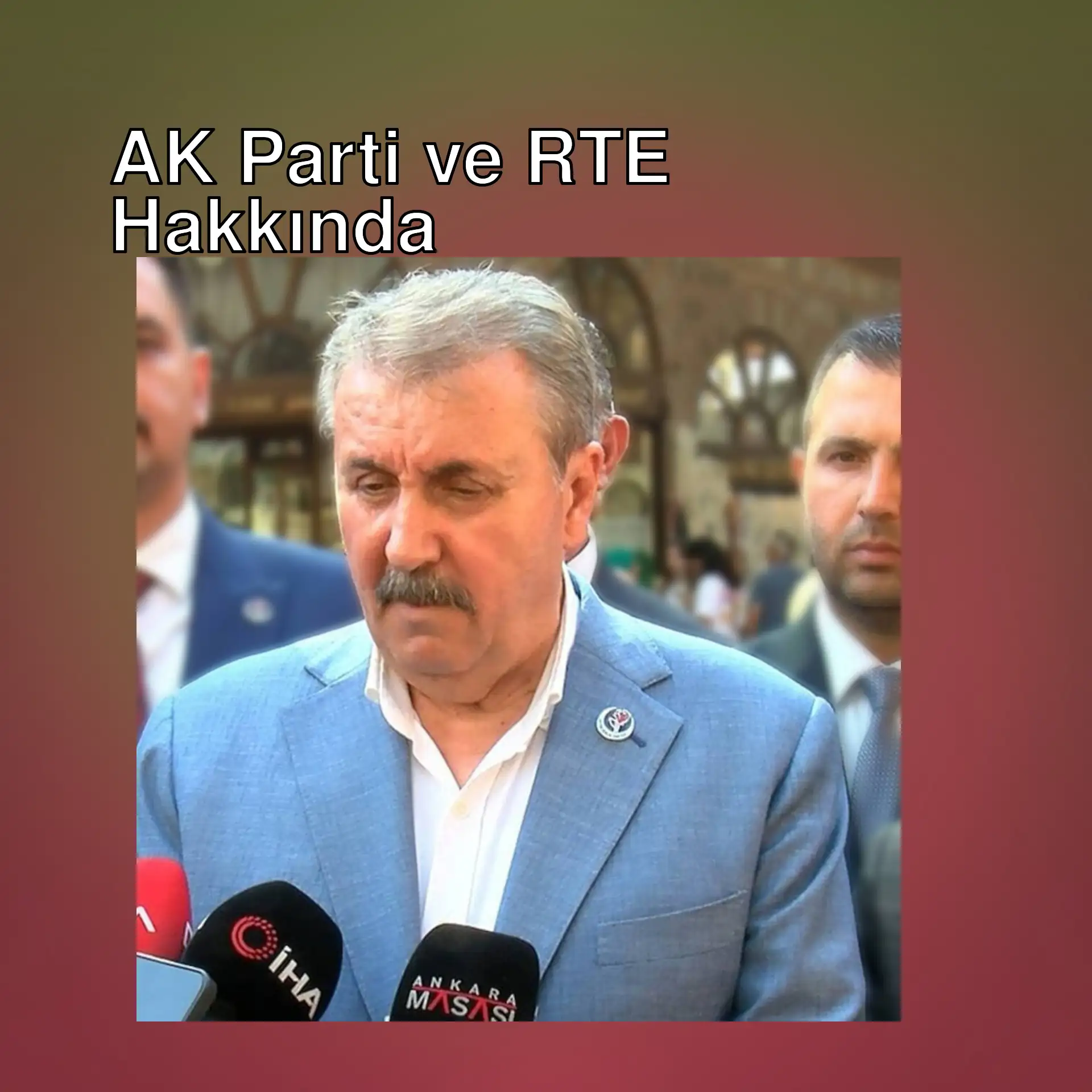Bir grup takım elbise giymiş erkekler. Bir grup takım elbise giymiş erkekler.