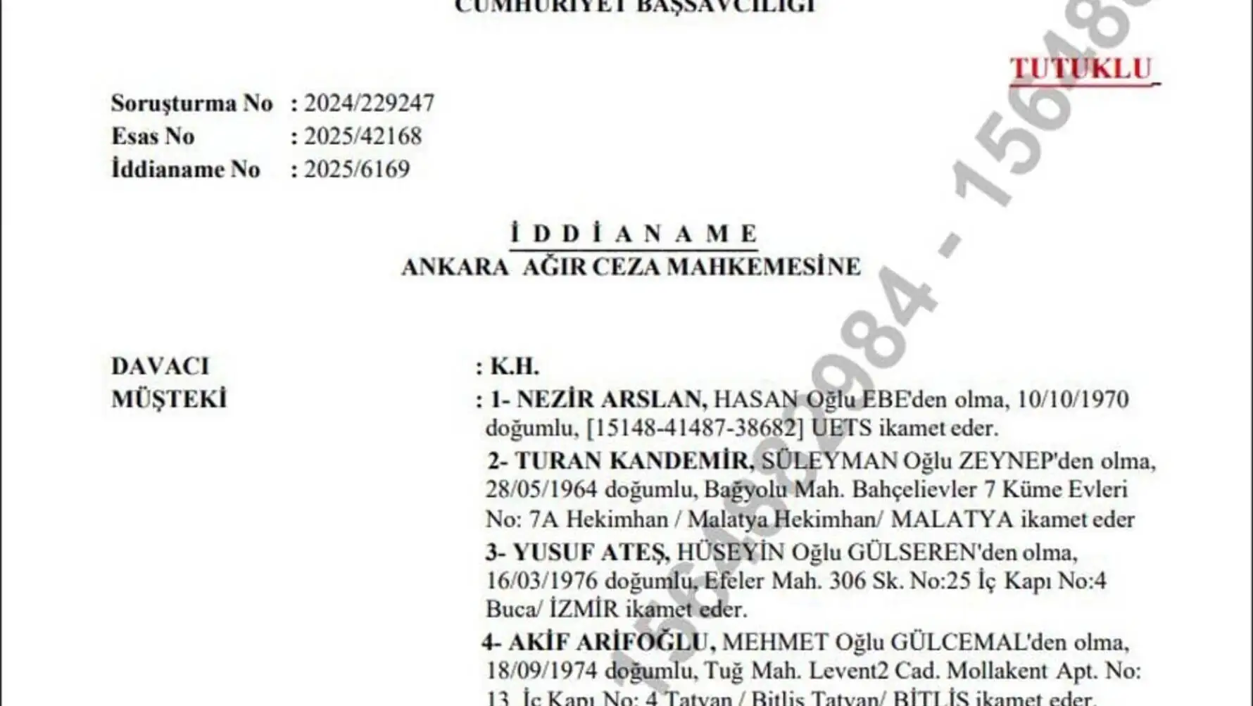 Dolandırıcılık çetesi tarafından hazırlanan sahte evraklar.