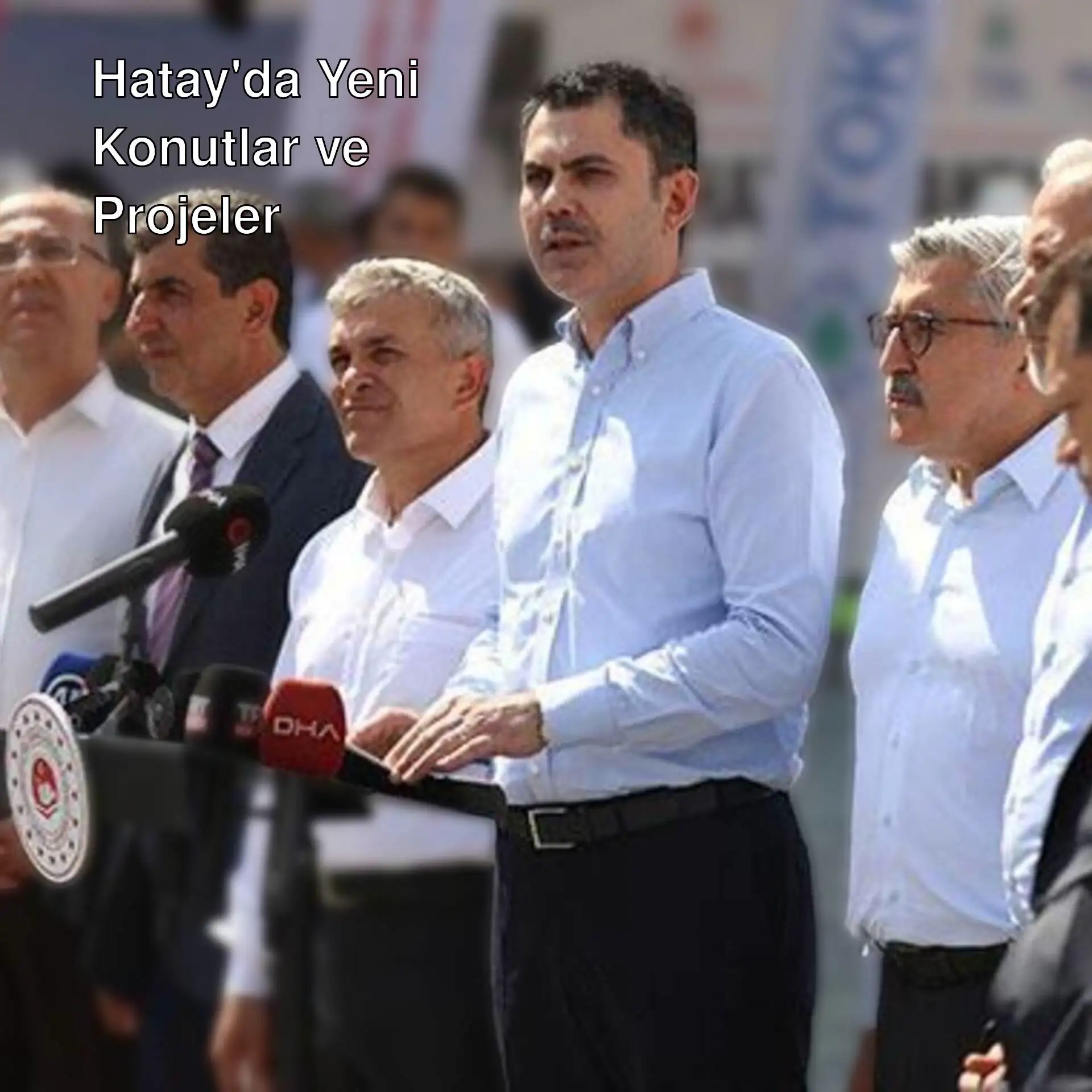 Devlet Bahçeli ve Bakan Kurum basın toplantısında. Devlet Bahçeli ve Bakan Kurum basın toplantısında.