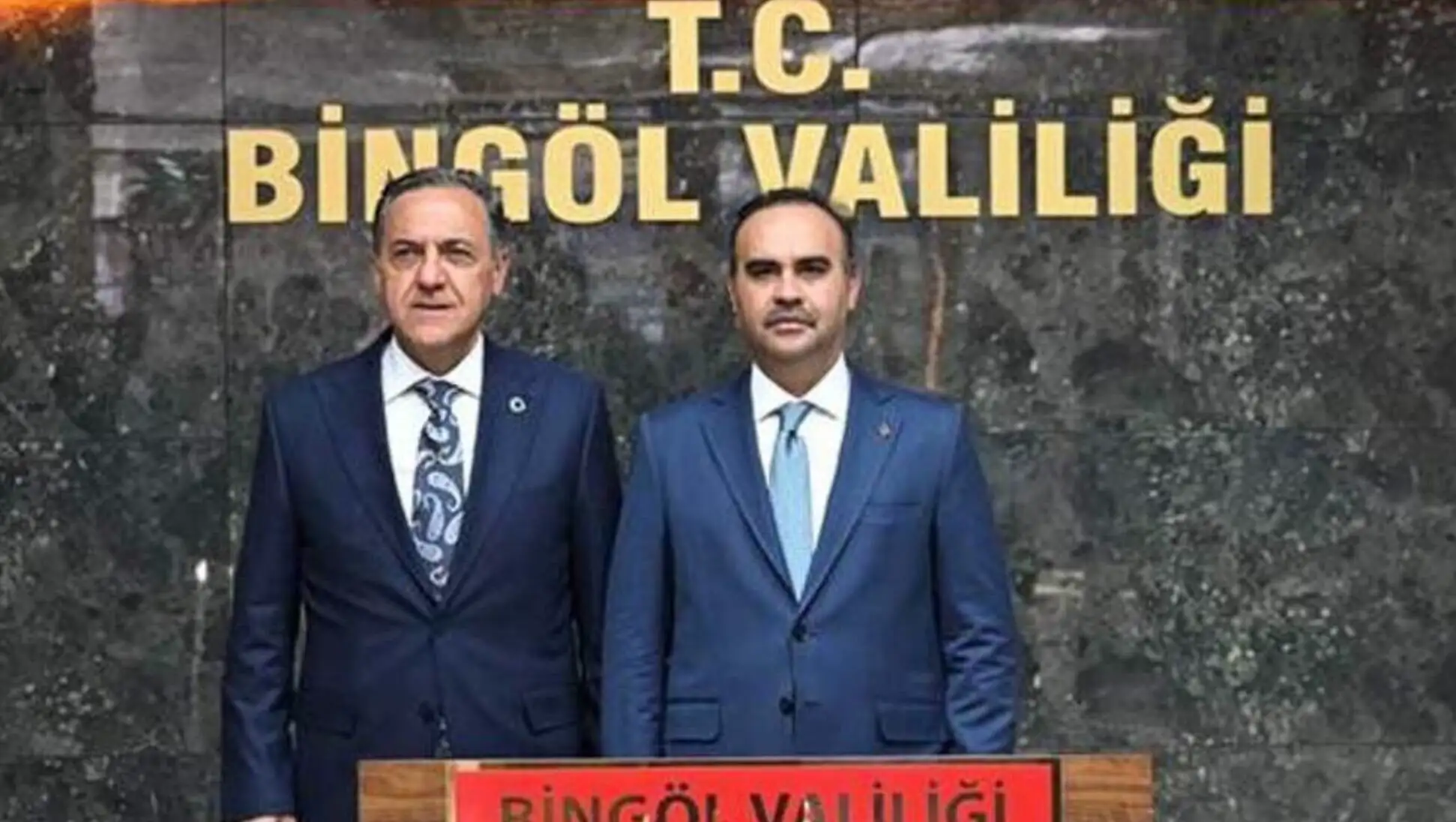 Minister Kacır visited provincial headquarters in Bingöl. Minister Kacır visited provincial headquarters in Bingöl.