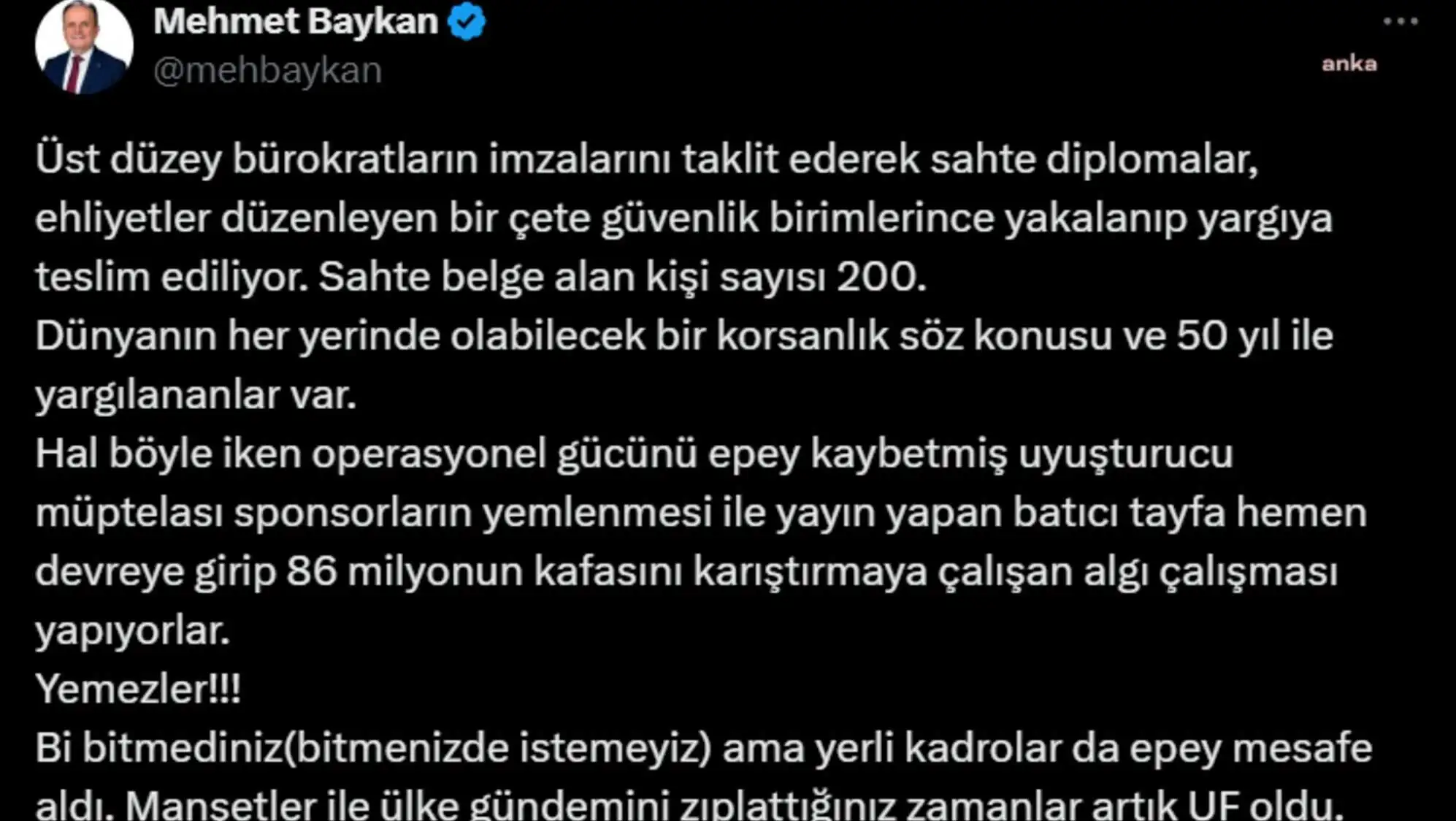 Sahte diploma skandalına ilişkin açıklama yapan AKP'li vekil. Sahte diploma skandalına ilişkin açıklama yapan AKP'li vekil.
