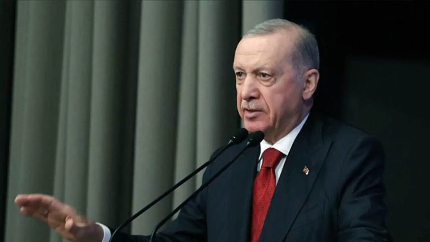 President Erdoğan making a statement at the press conference.