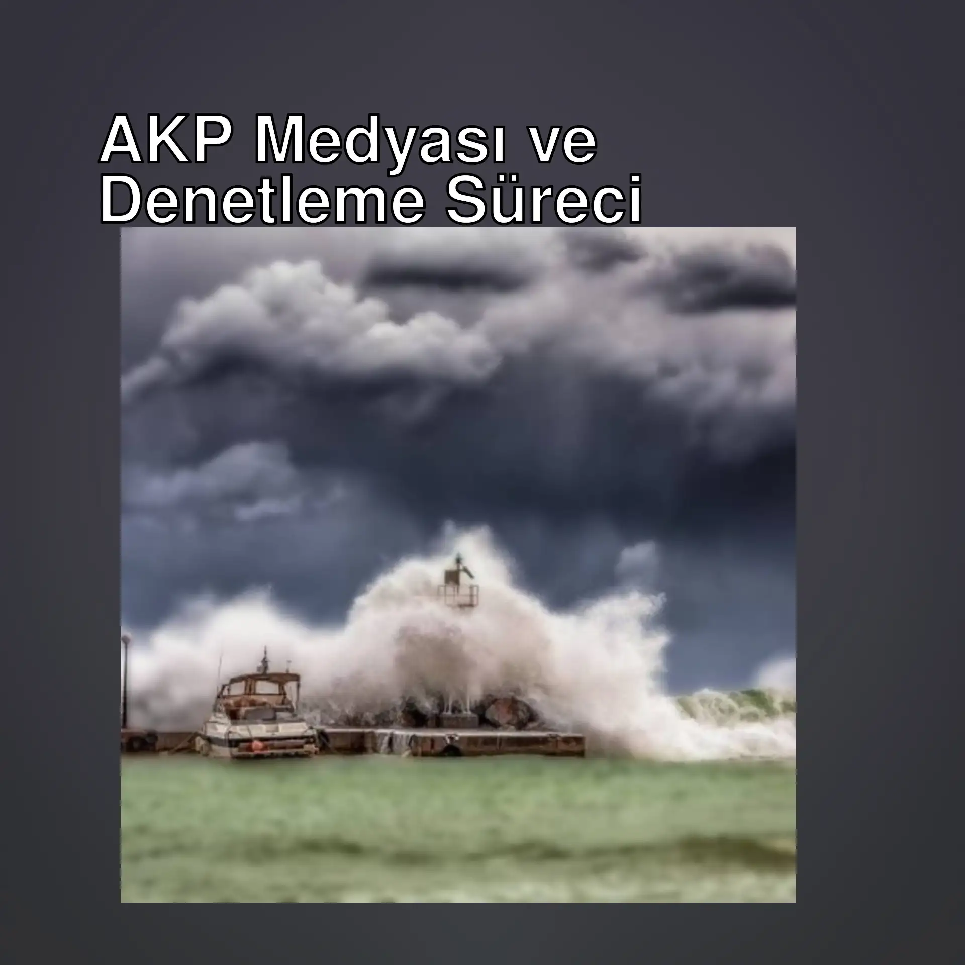 Büyük bir dalganın iskeleye çarpması
