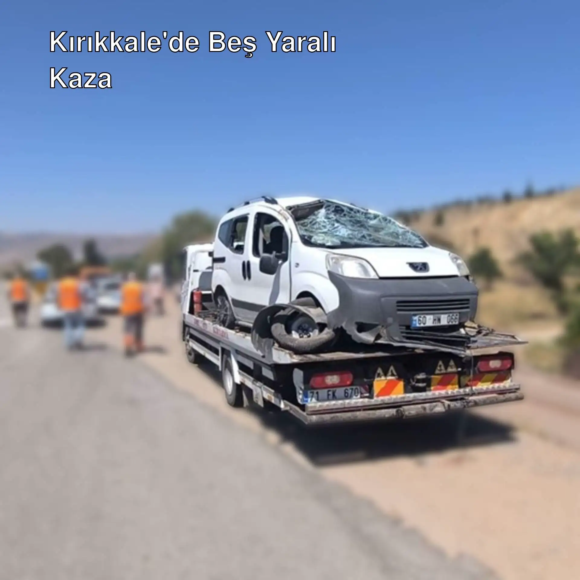 Kırıkkale'de trafik kazasında devrilen hafif ticari araç.