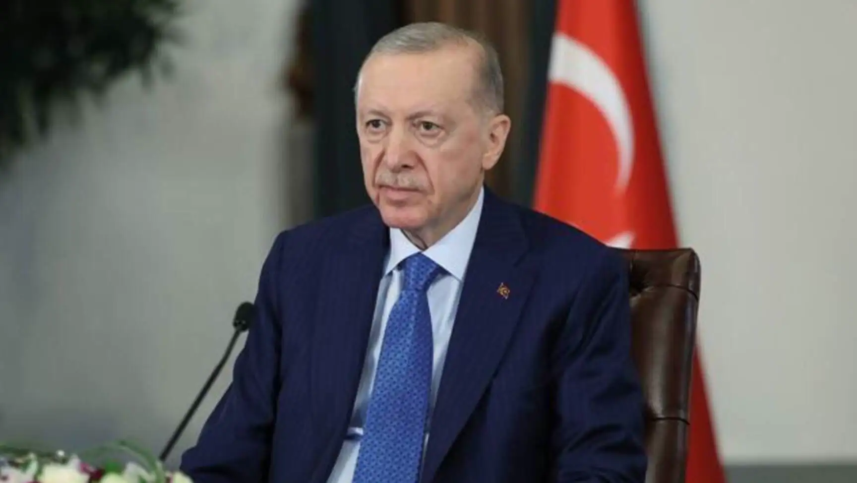 Cevdet Yılmaz will make important statements at the meeting. Cevdet Yılmaz will make important statements at the meeting.