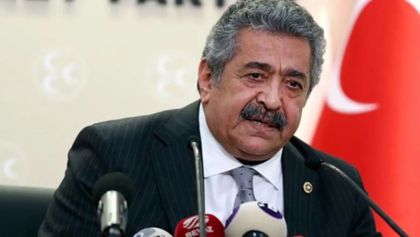 Feti Yıldız at a press conference. Feti Yıldız at a press conference.