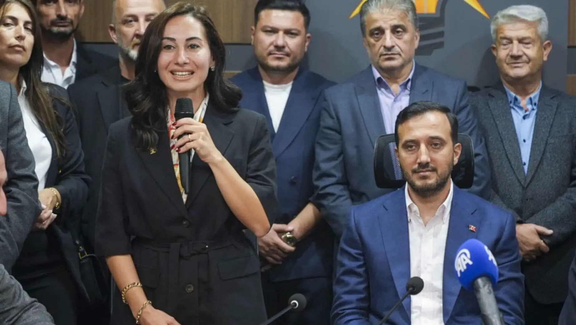 Özlem Vural Gürzel announced her joining AKP.