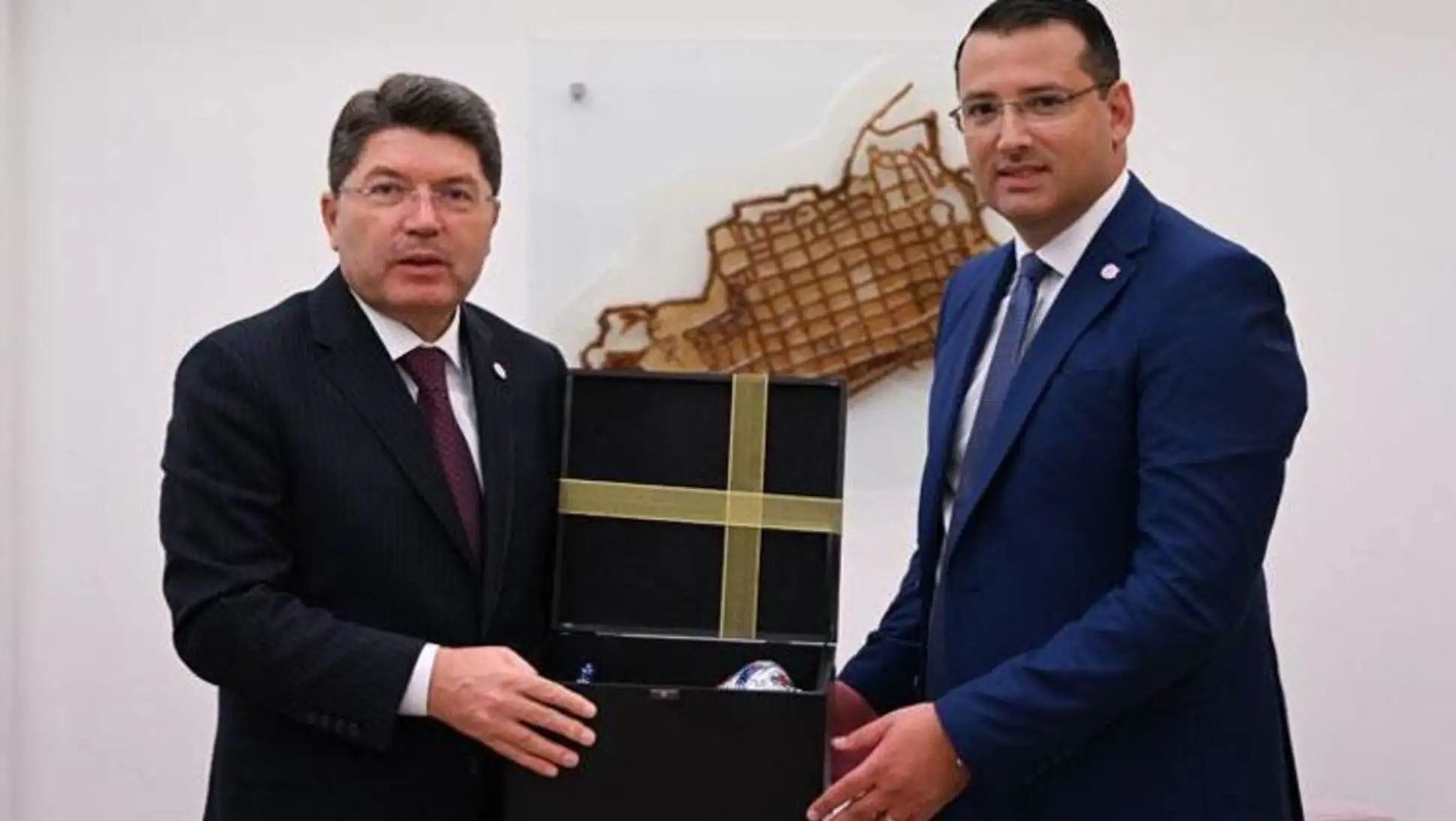Bakan Tunç, Malta'da mevkidaşlarıyla bir araya geldi.