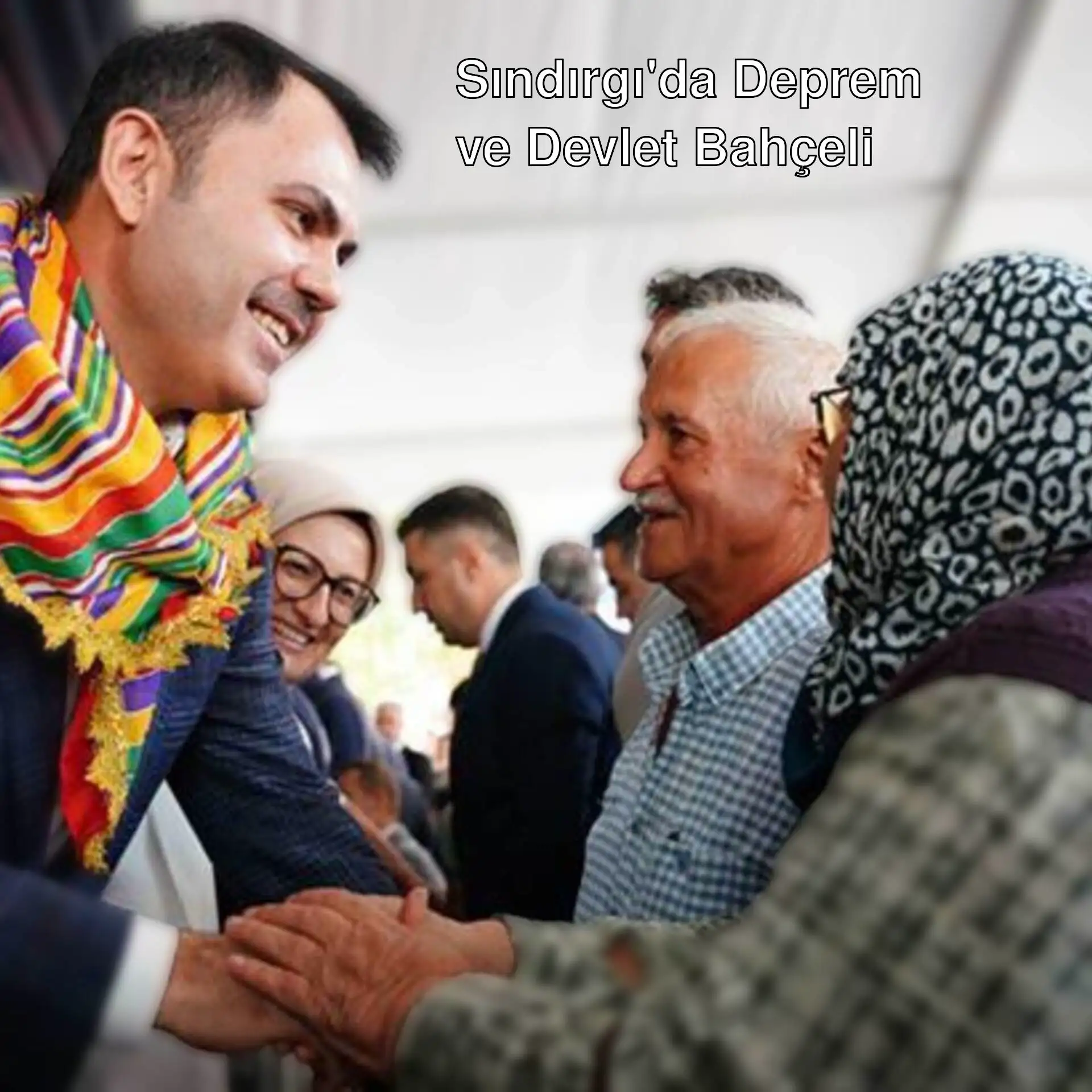 Devlet Bahçeli ve köylüler temel atma töreninde bir arada.