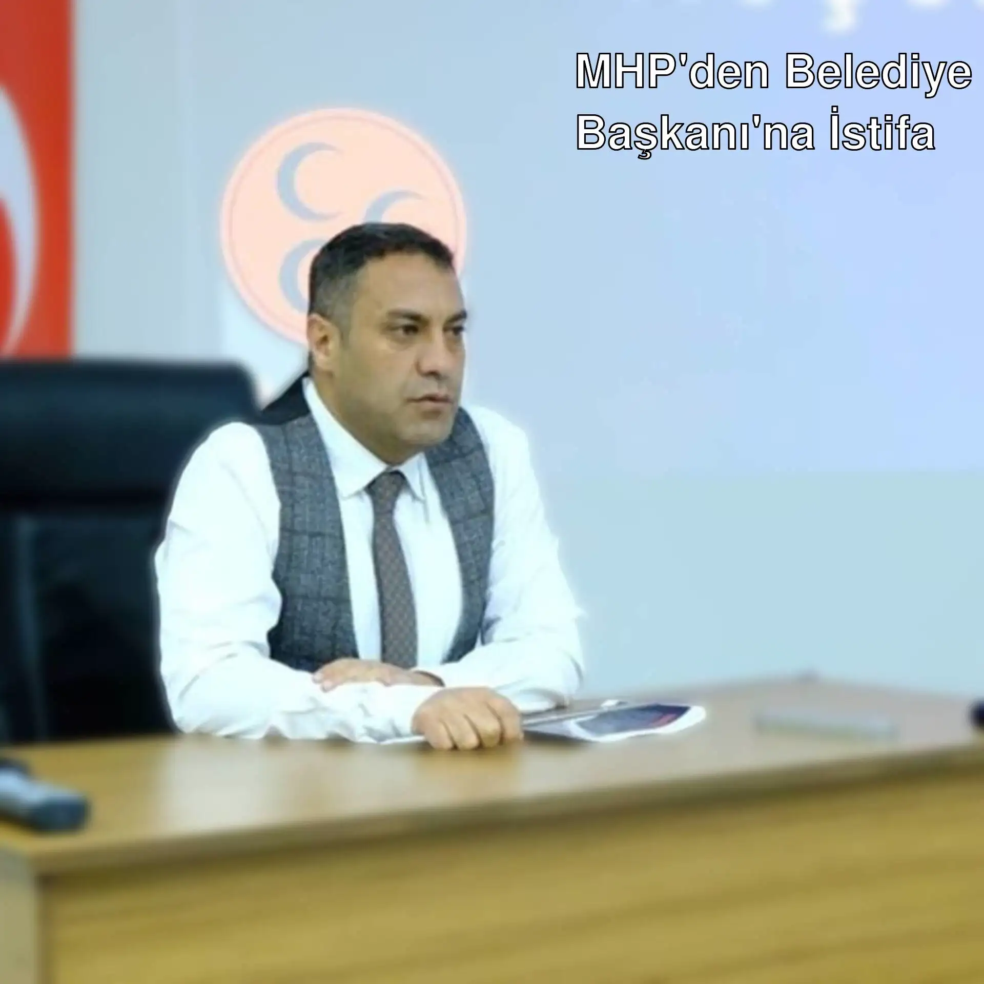MHP Genel Başkan Yardımcısı Sadir Durmaz açıklama yapıyor. MHP Genel Başkan Yardımcısı Sadir Durmaz açıklama yapıyor.