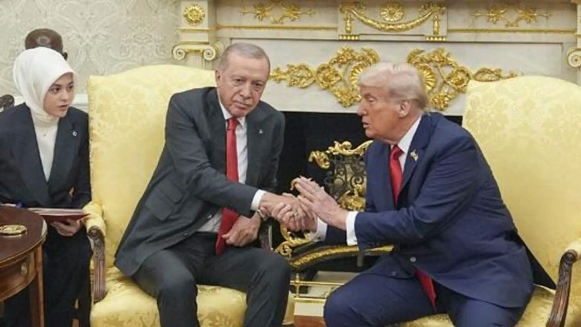 President Erdoğan and Trump are walking together after the meeting.