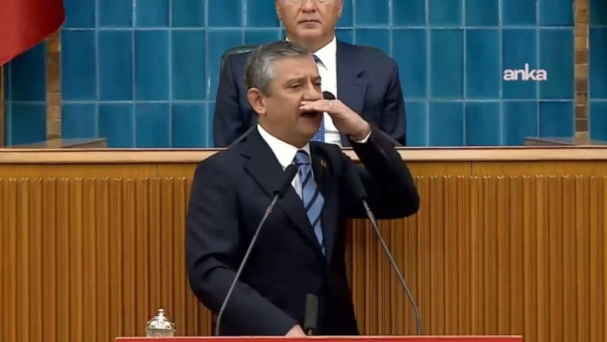 Devlet Bahçeli, Özgür Özel'e yönelik sert eleştirilerde bulundu.