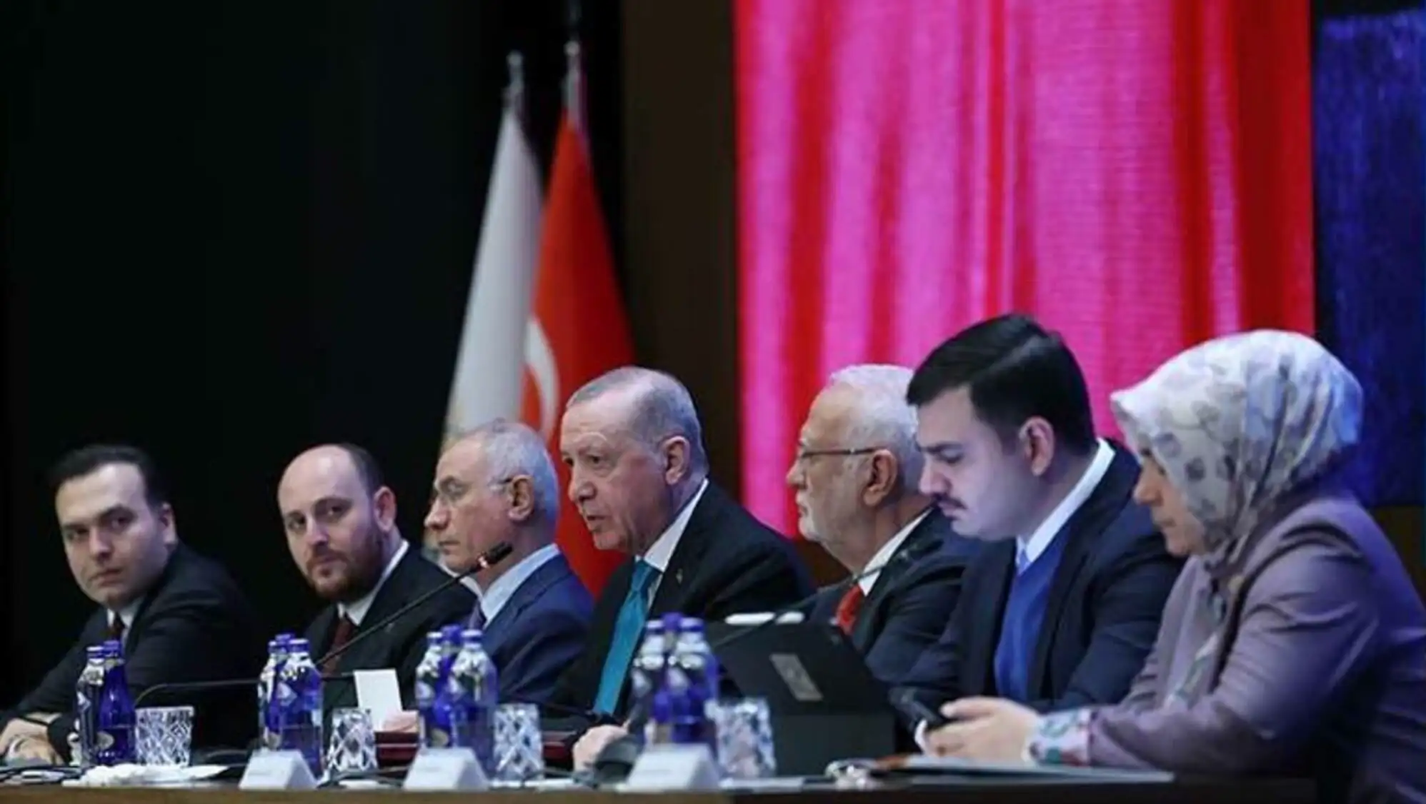 Cumhurbaşkanı Erdoğan, AK Parti MKYK toplantısında. Cumhurbaşkanı Erdoğan, AK Parti MKYK toplantısında.