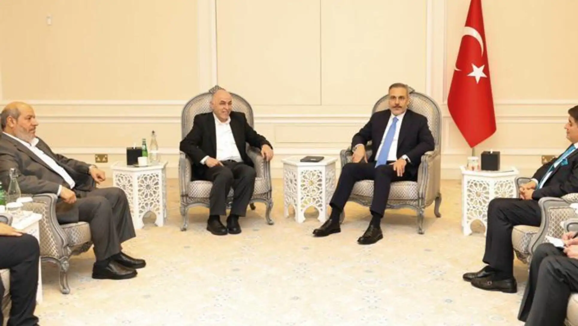 Bakan Fidan ve Hamas heyeti toplantıda.