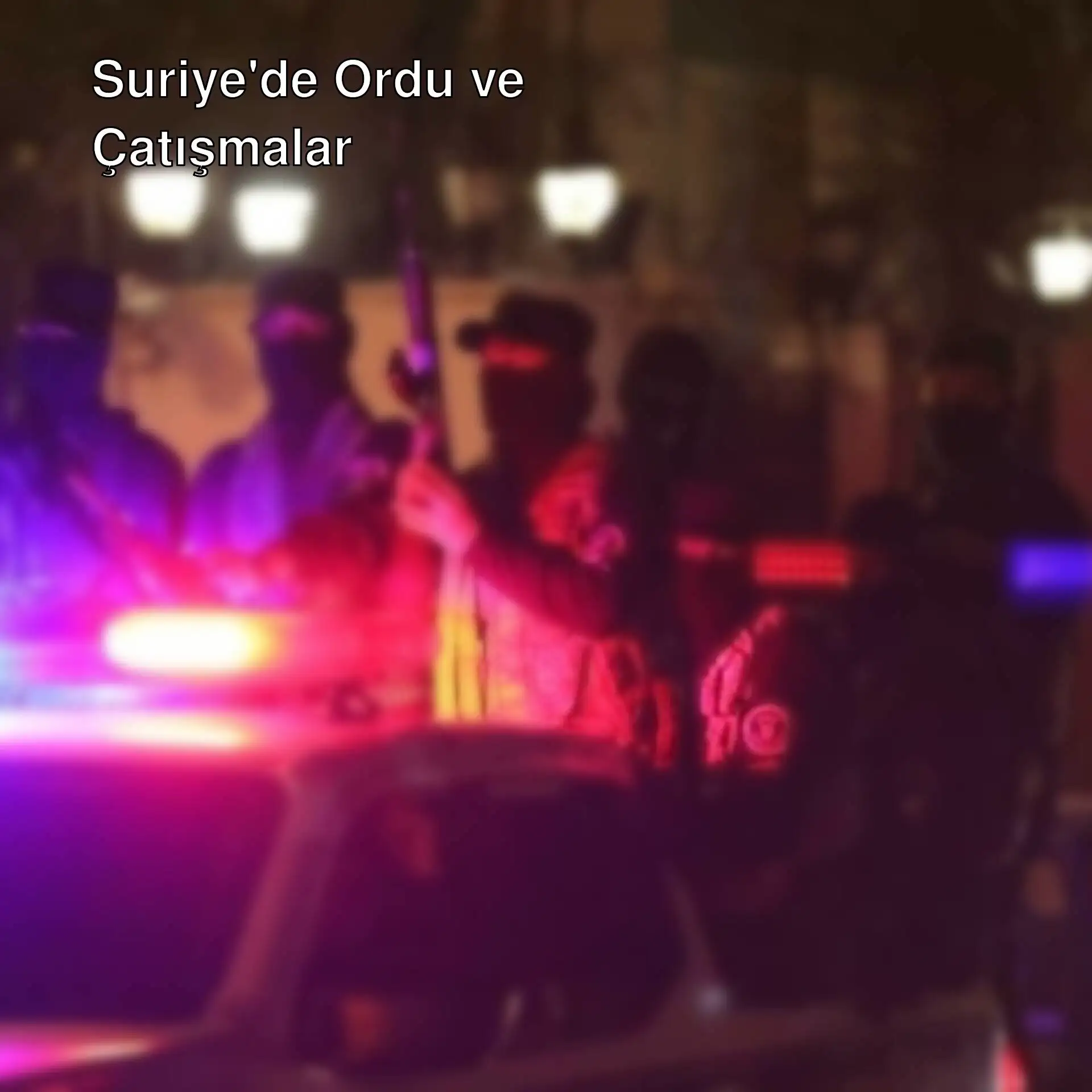 Suriye'de çatışmalara katılan bir grup insan. Suriye'de çatışmalara katılan bir grup insan.