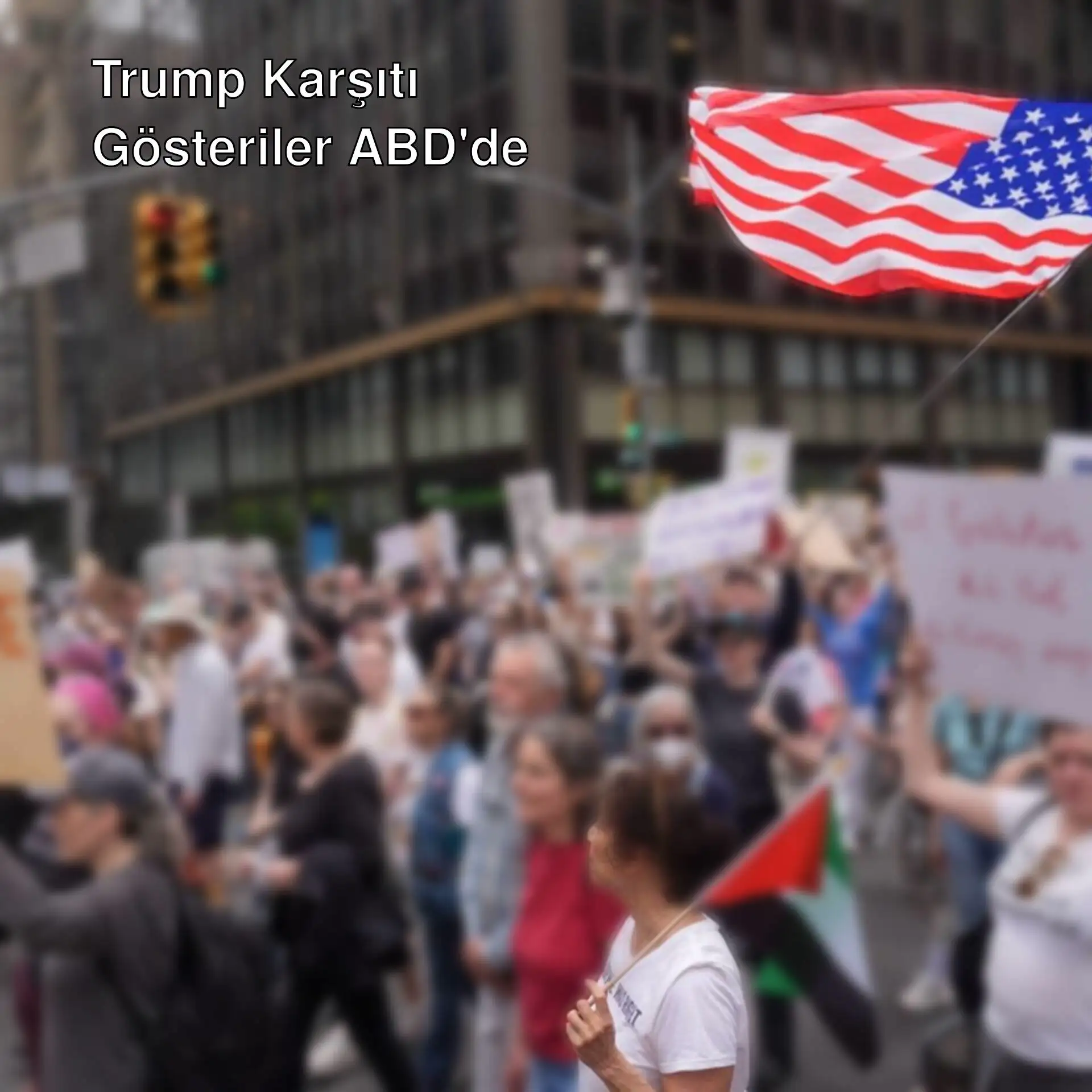 ABD'de Trump karşıtı gösterilerde kalabalık bir grup. ABD'de Trump karşıtı gösterilerde kalabalık bir grup.