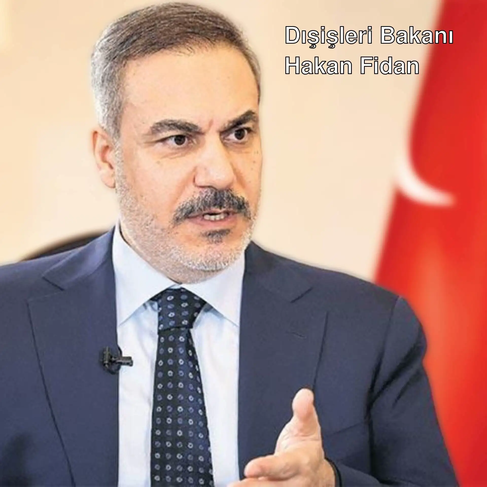 Dışişleri Bakanı Hakan Fidan, resmi bir toplantıda. Dışişleri Bakanı Hakan Fidan, resmi bir toplantıda.