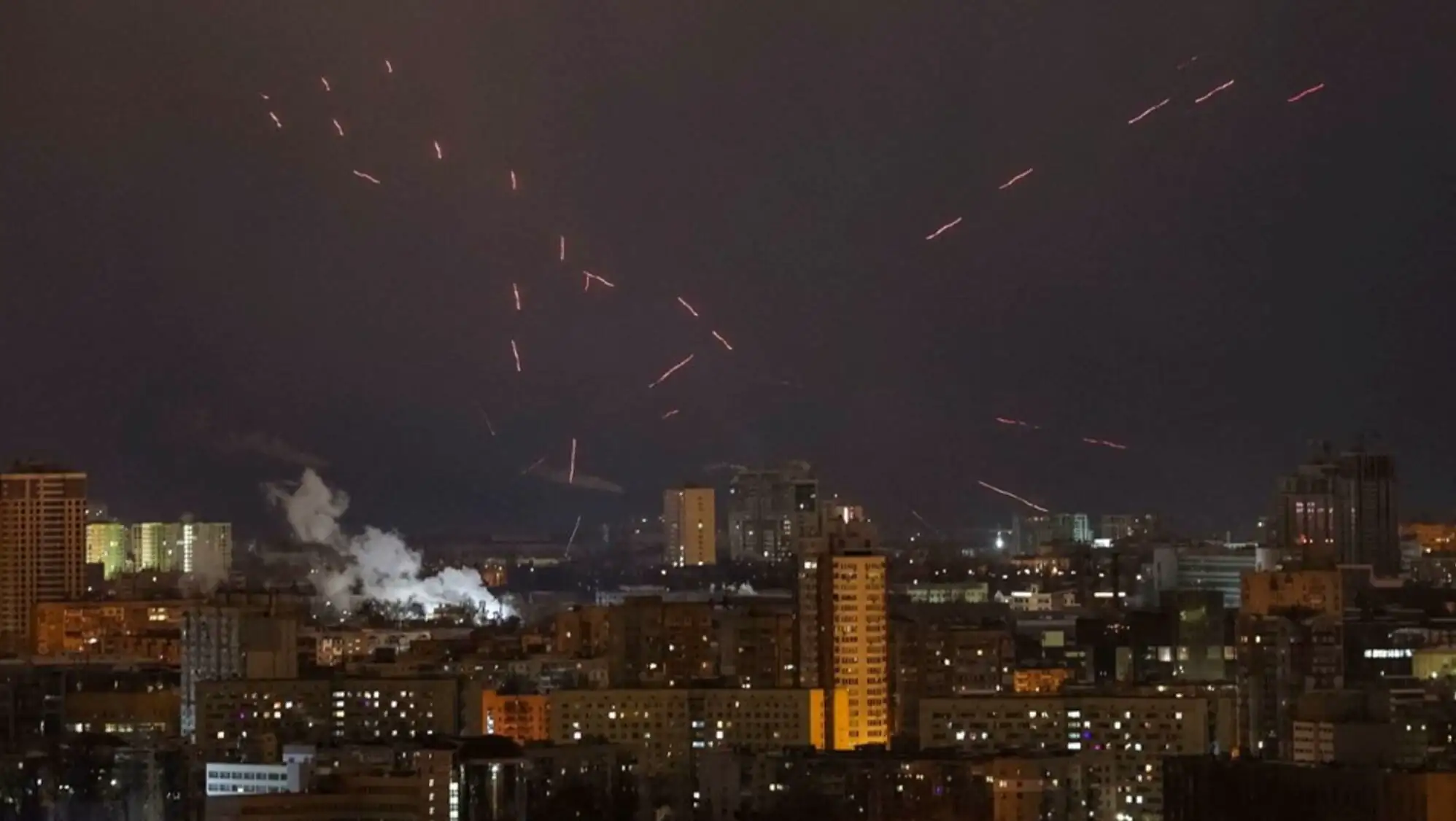 Ukrayna'da Rus füzeleri nedeniyle alarm durumu. Ukrayna'da Rus füzeleri nedeniyle alarm durumu.