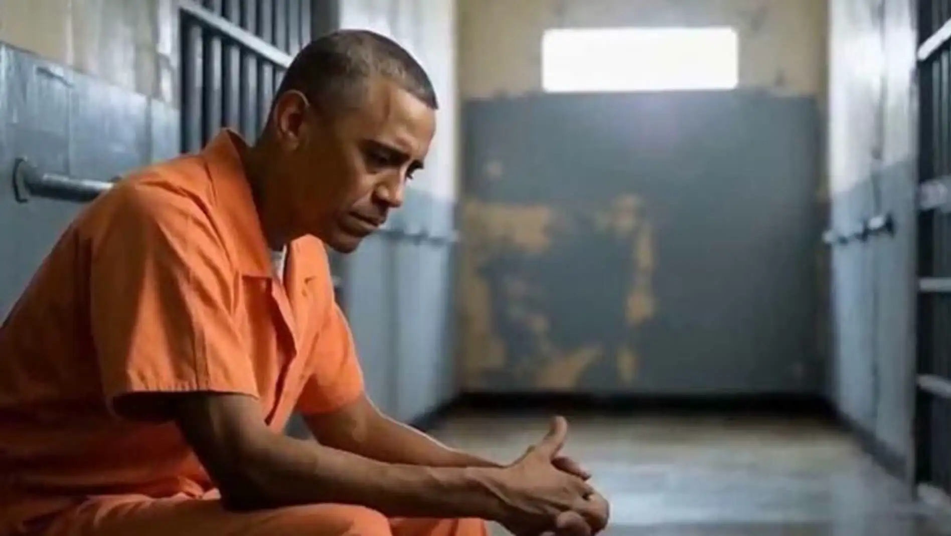 Fictional images of Obama in prison. Fictional images of Obama in prison.