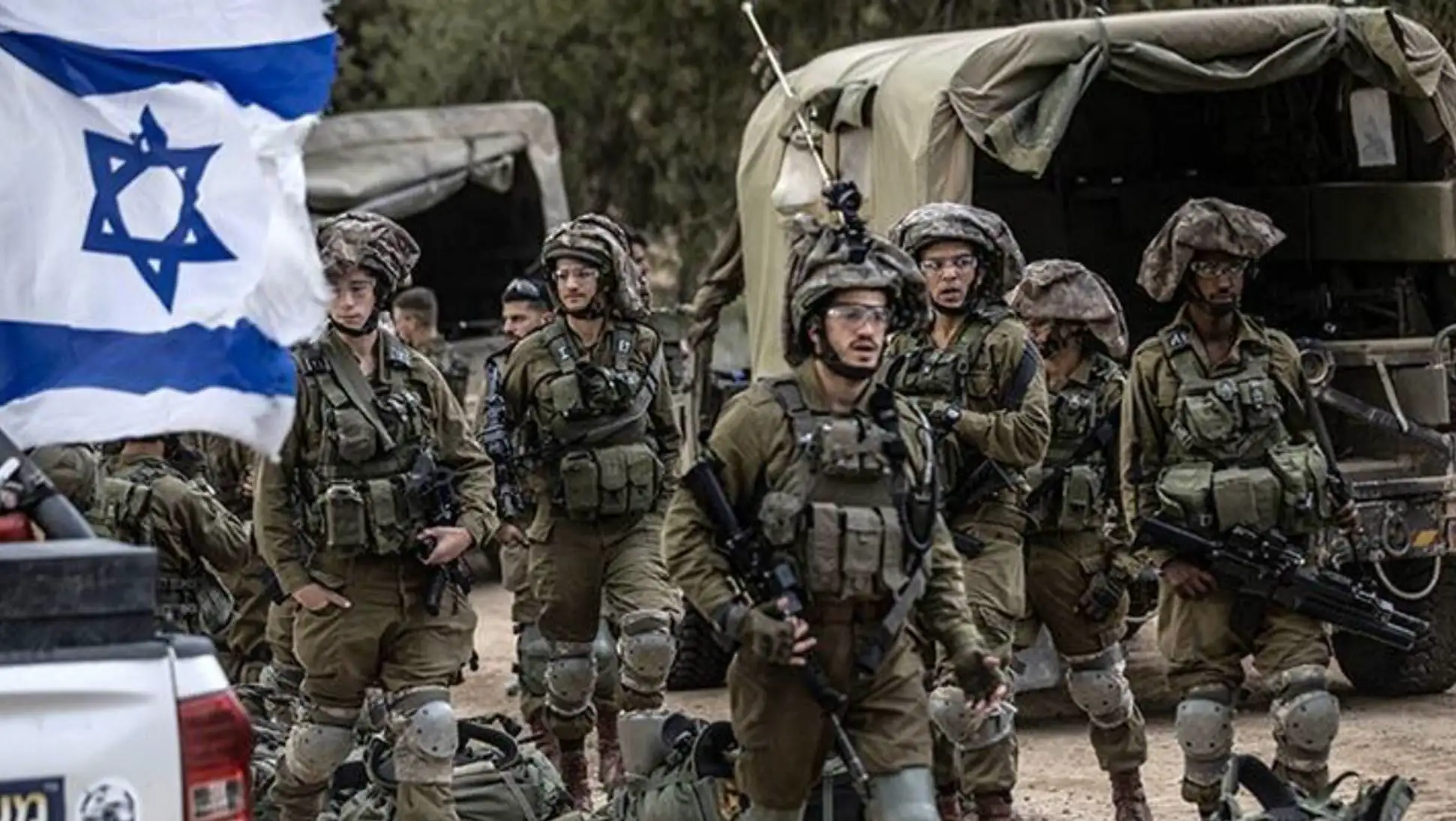 A group of soldiers in uniform.