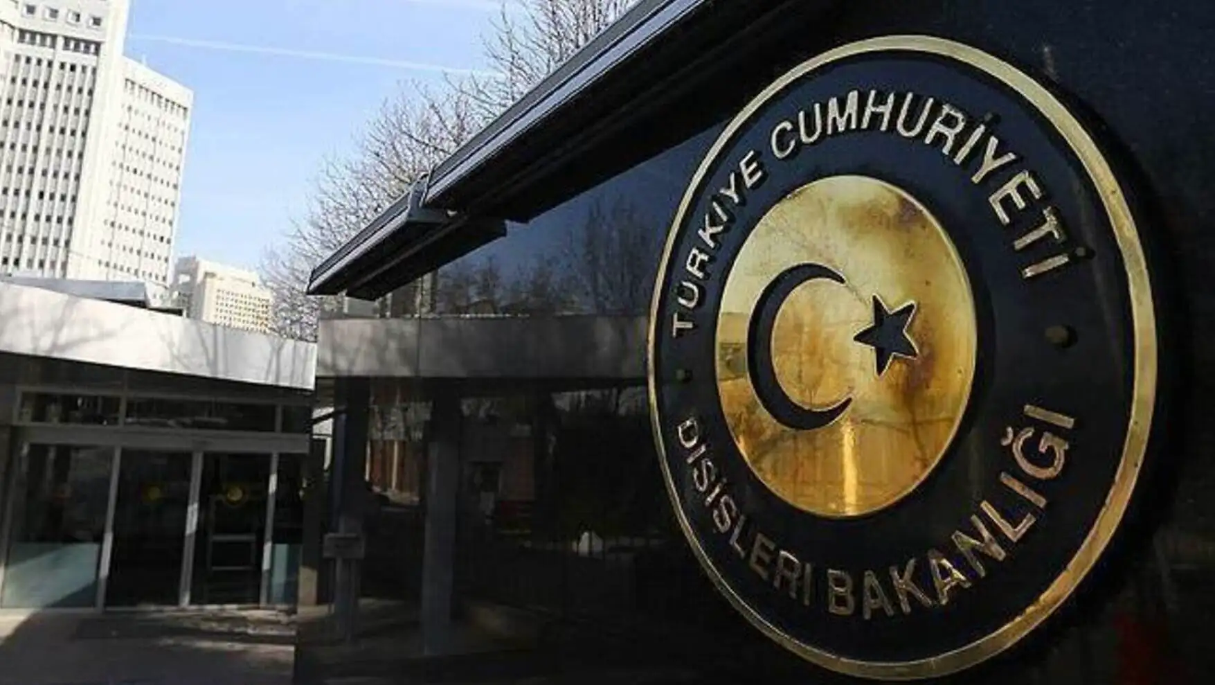 Dışişleri Bakanlığı'ndan Rusya'daki uçak kazası için taziye mesajı. Dışişleri Bakanlığı'ndan Rusya'daki uçak kazası için taziye mesajı.