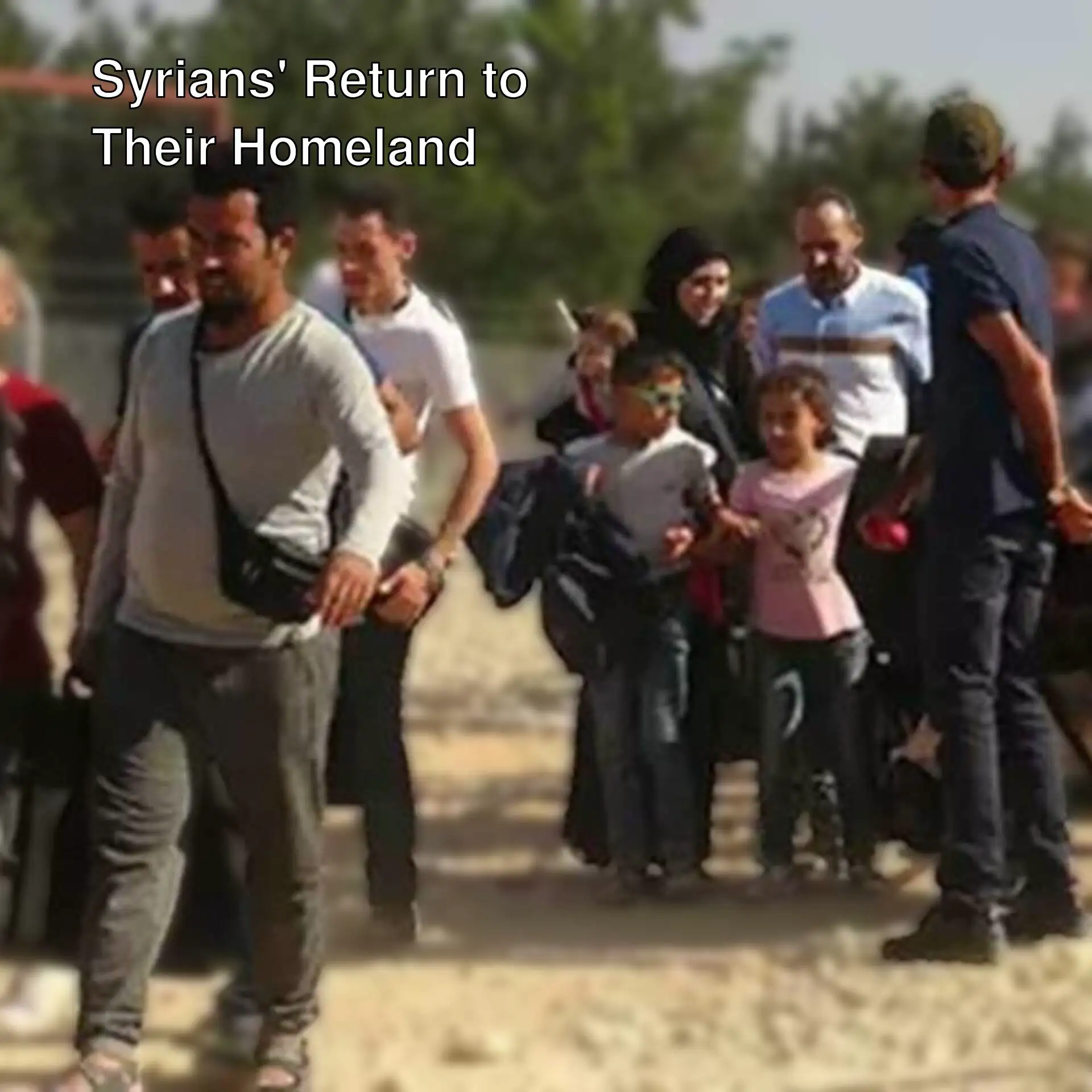 People waiting in line for their return to Syria. People waiting in line for their return to Syria.