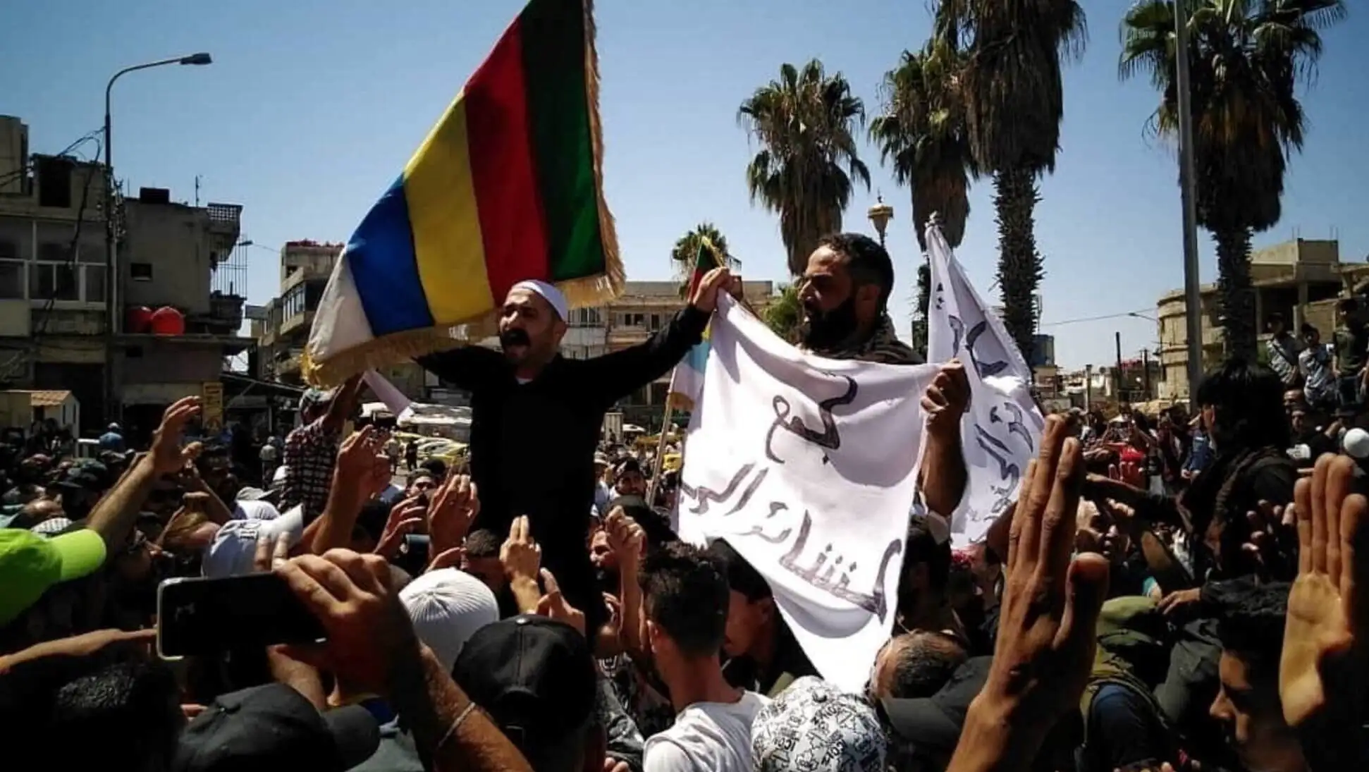 The autonomy gained by Druze militias threatens Turkey's security. The autonomy gained by Druze militias threatens Turkey's security.
