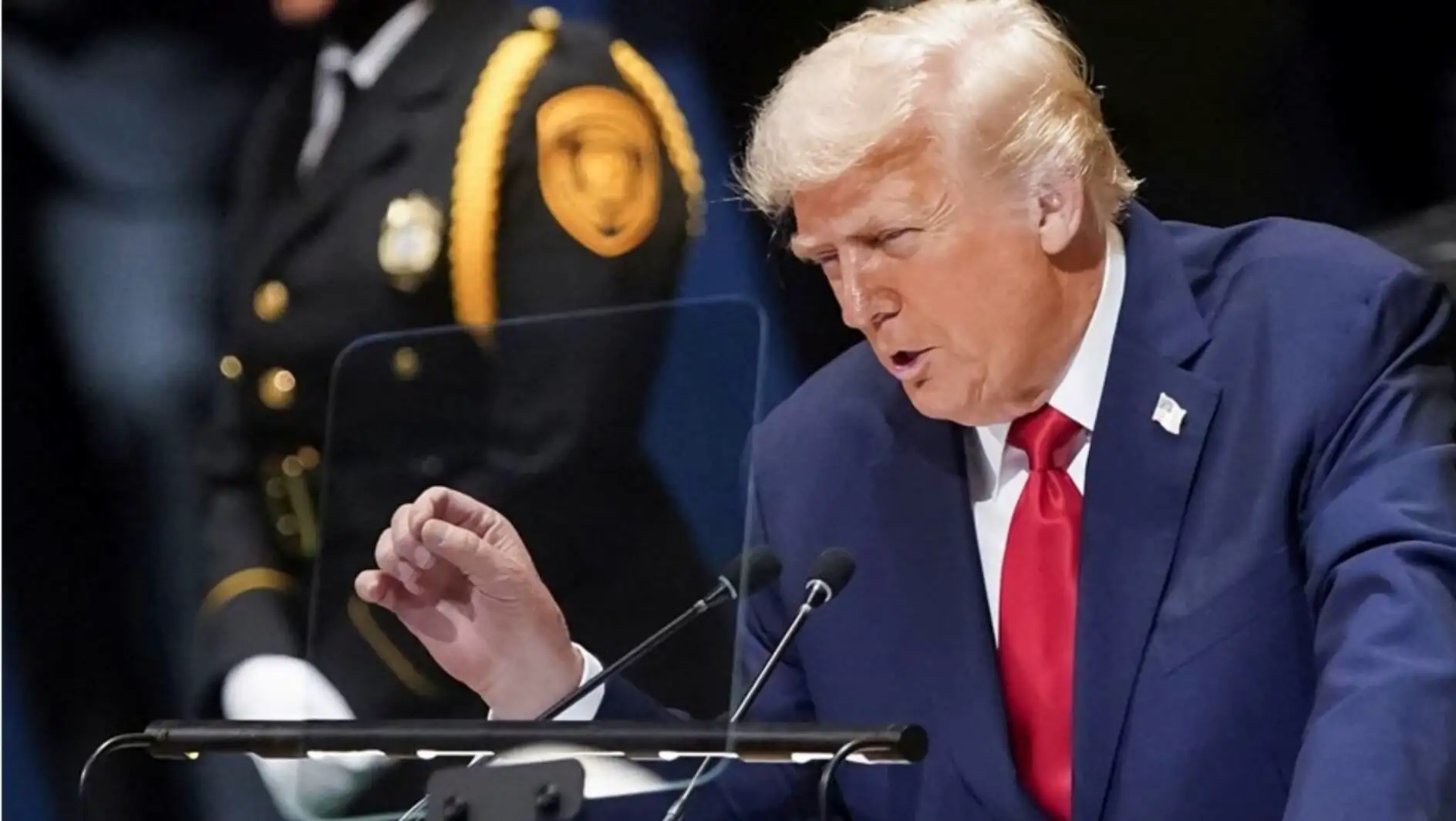 Trump, NATO ülkelerine Rus uçakları hakkında sert uyarılarda bulundu.