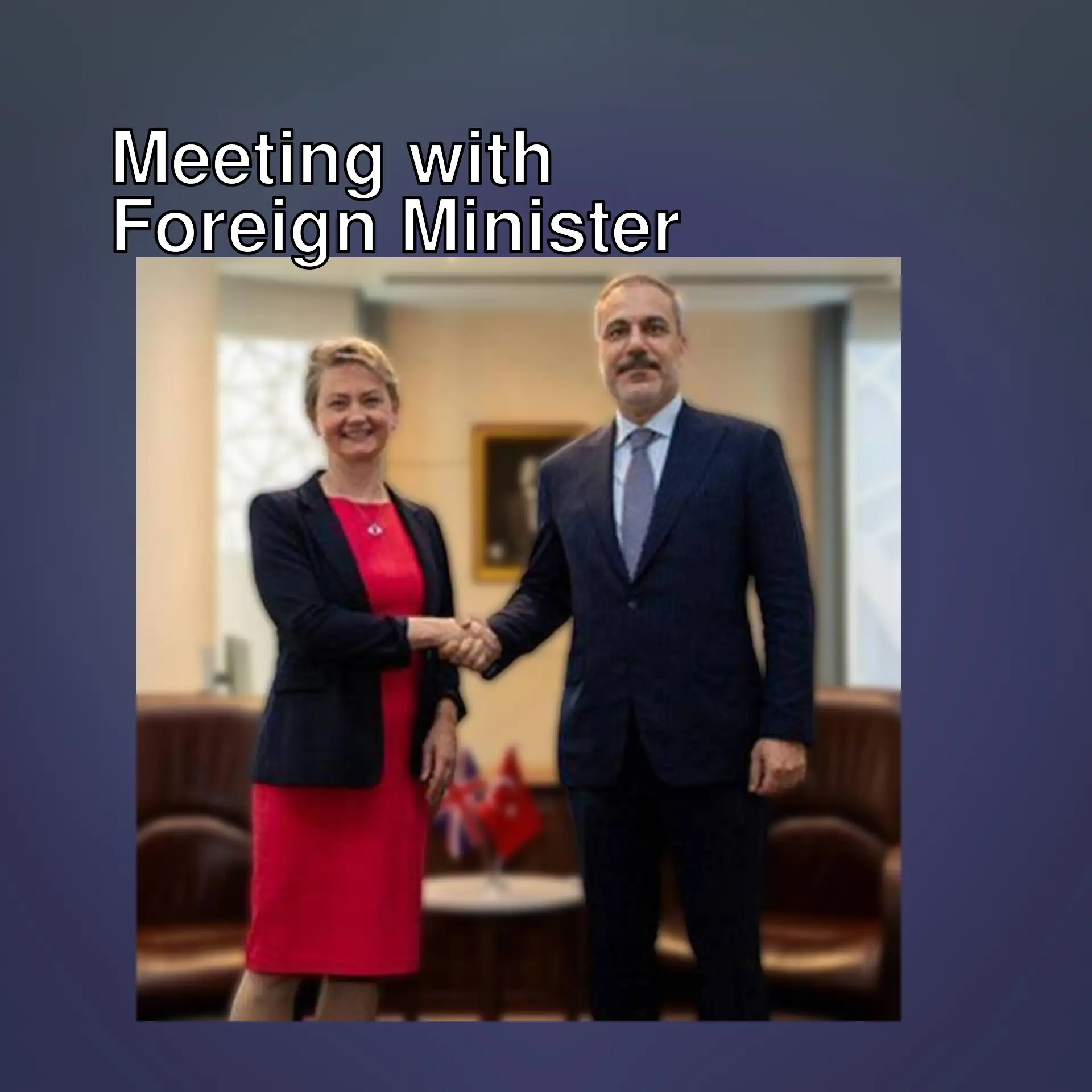 Foreign Minister Hakan Fidan and British Foreign Secretary Yvette Cooper shaking hands.
