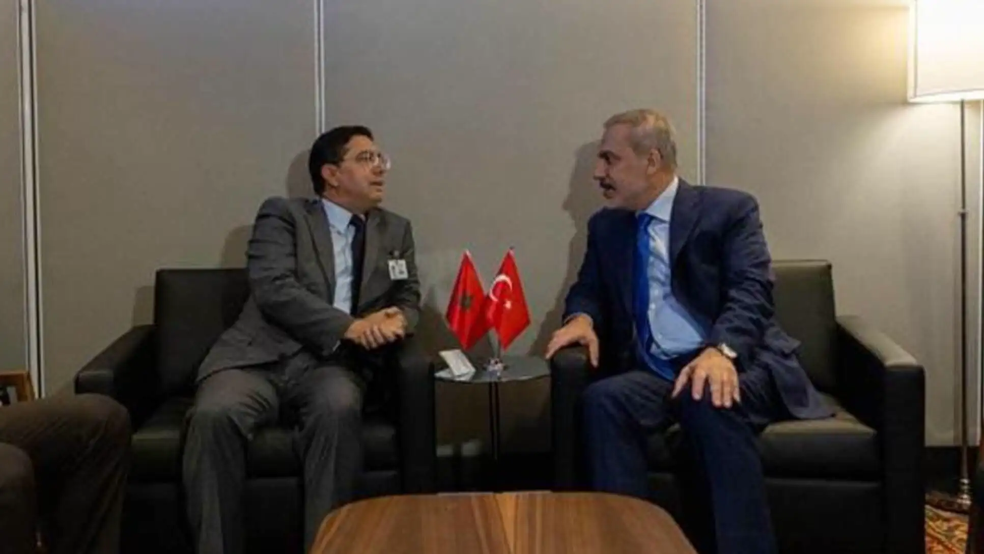 Foreign Minister Hakan Fidan and van Weel together.