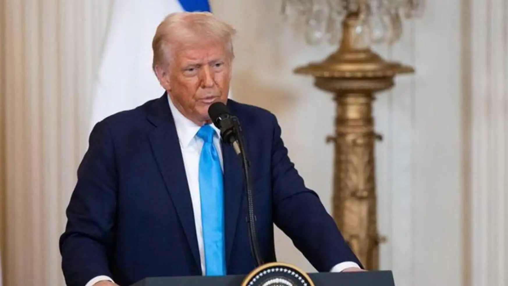 Trump, sosyal medya üzerinden saldırıyı duyurdu. Trump, sosyal medya üzerinden saldırıyı duyurdu.