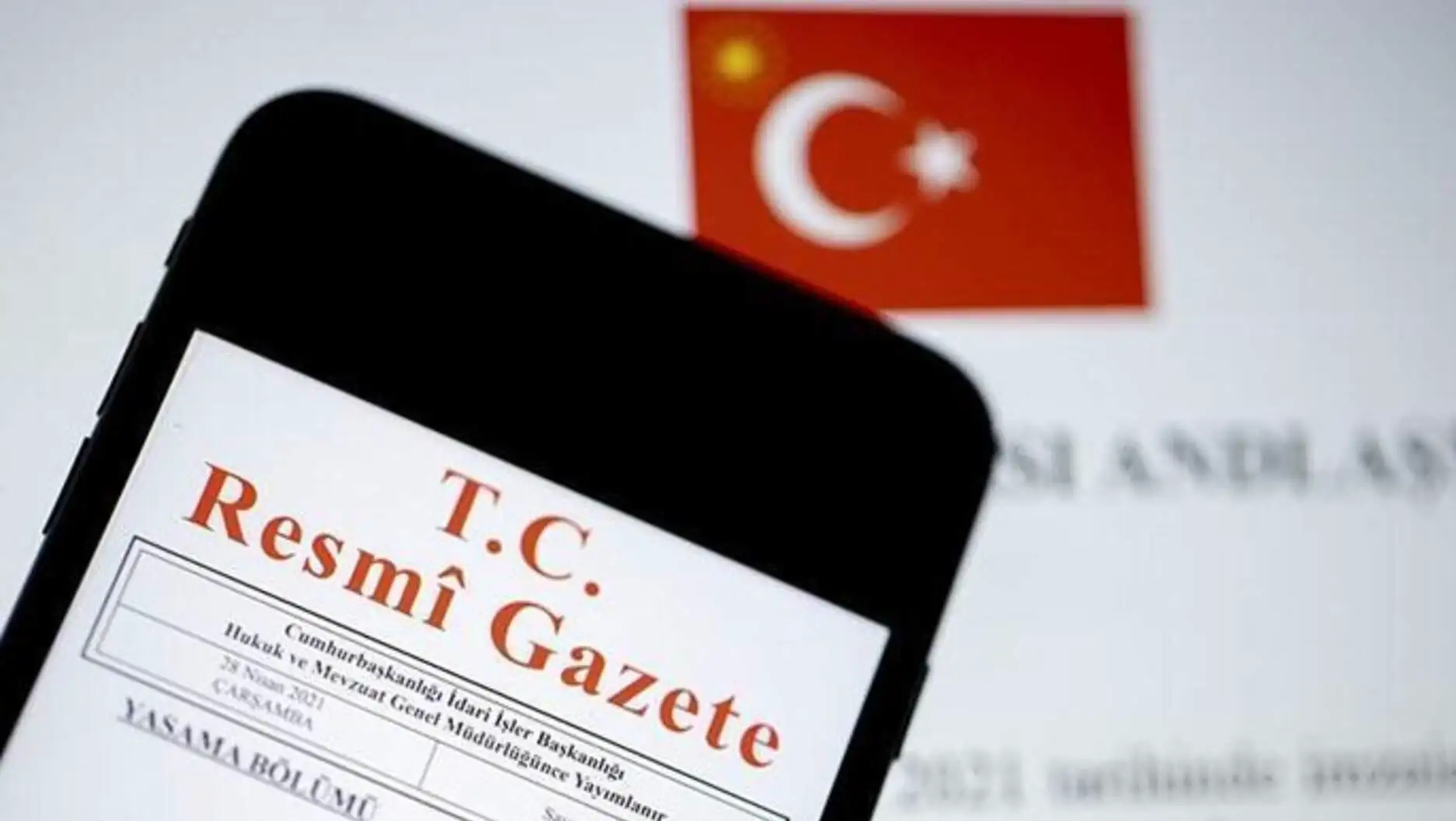 Bir telefonun yakın çekimi. Bir telefonun yakın çekimi.