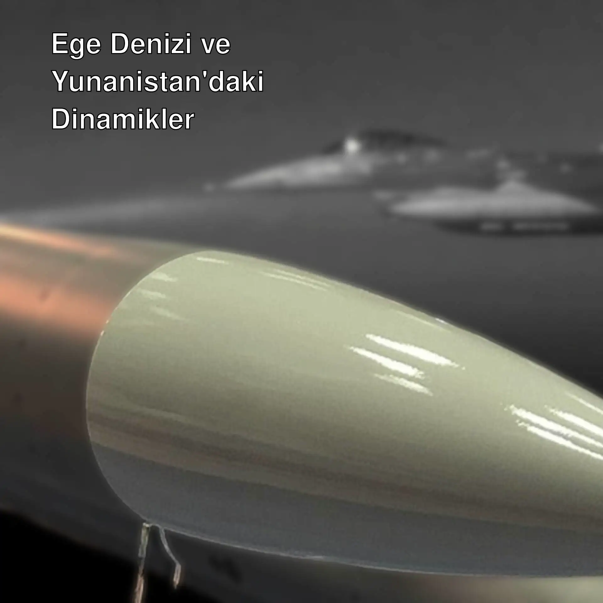 Bir jet gökyüzünde uçuyor. Bir jet gökyüzünde uçuyor.