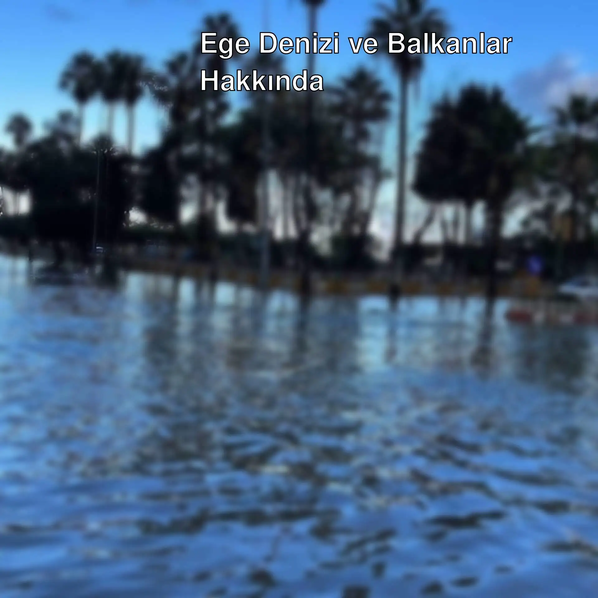 Sular altında kalmış bir sokak görüntüsü. Sular altında kalmış bir sokak görüntüsü.