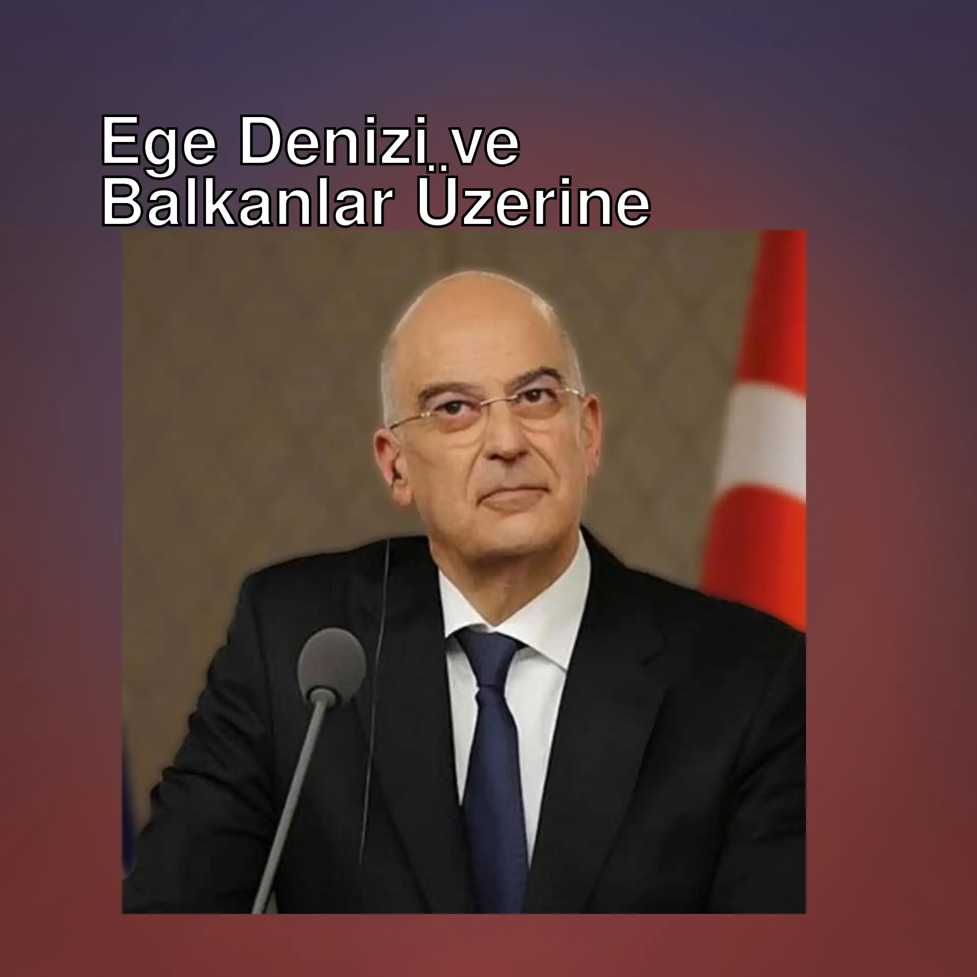 Yunanistan Savunma Bakanı Nikos Dendias basın toplantısında.