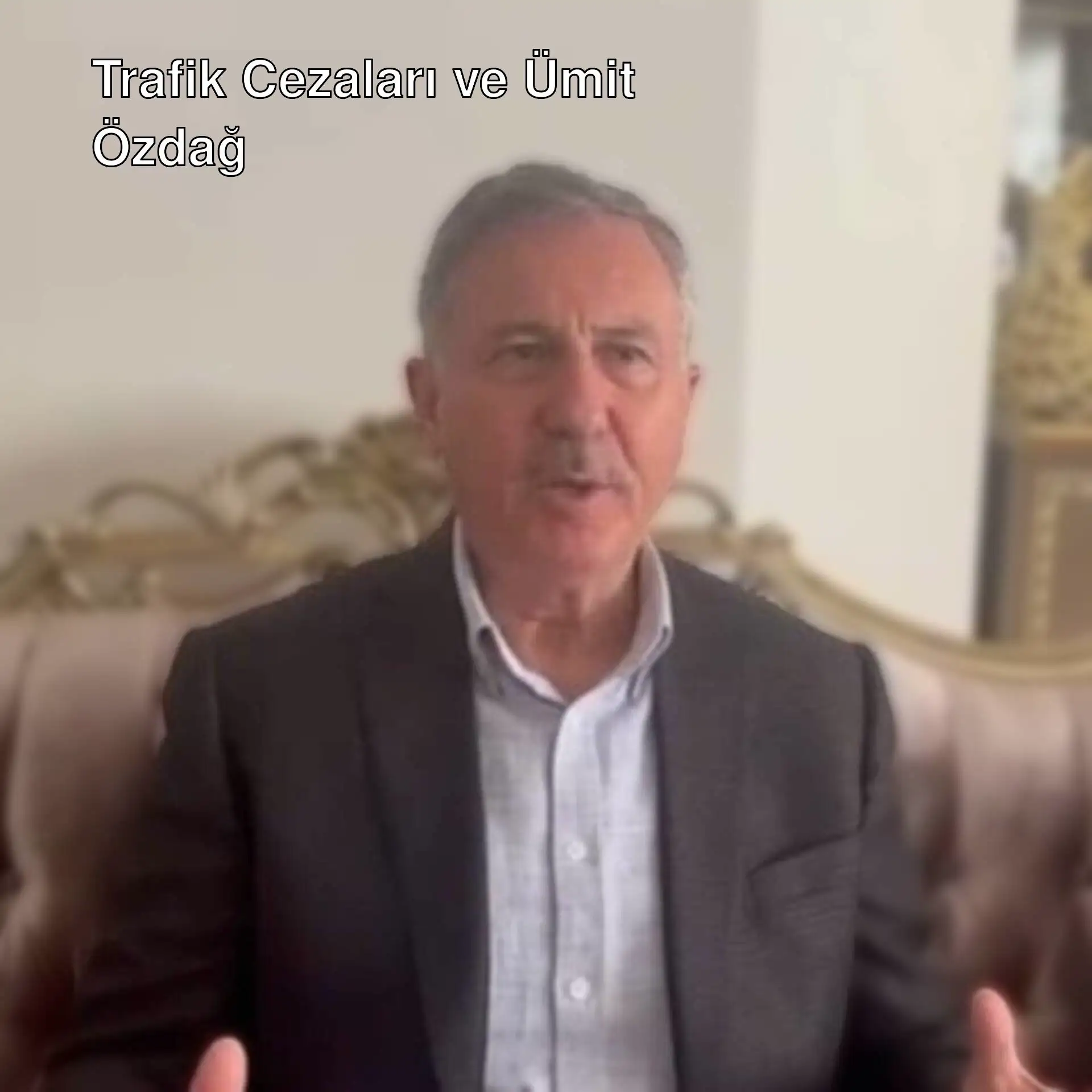 Ümit Özdağ, basın toplantısında hükümete sert eleştirilerde bulundu. Ümit Özdağ, basın toplantısında hükümete sert eleştirilerde bulundu.