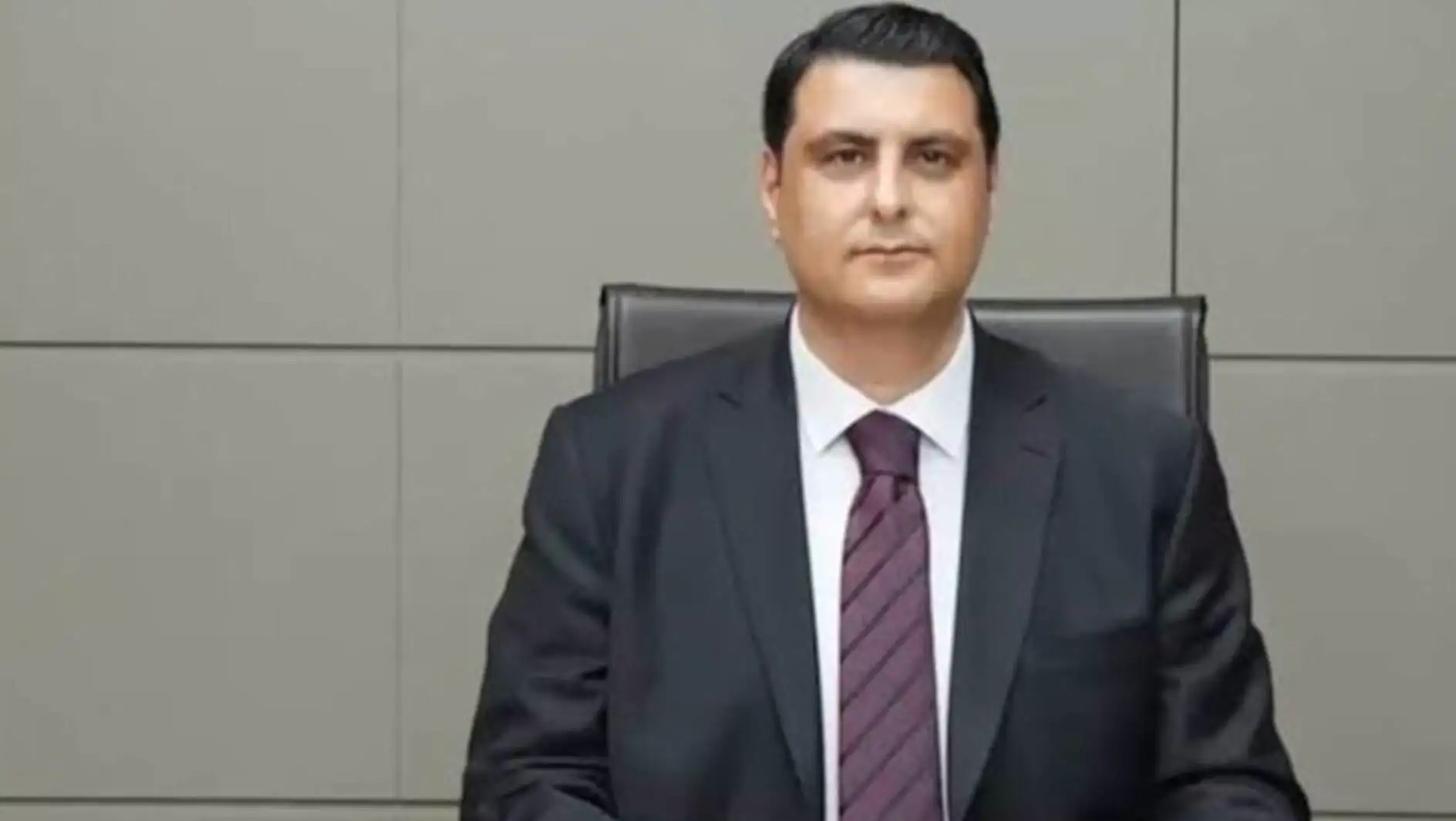 Adalet Bakanı Yılmaz Tunç, yolsuzluk davaları hakkında açıklama yapıyor. Adalet Bakanı Yılmaz Tunç, yolsuzluk davaları hakkında açıklama yapıyor.