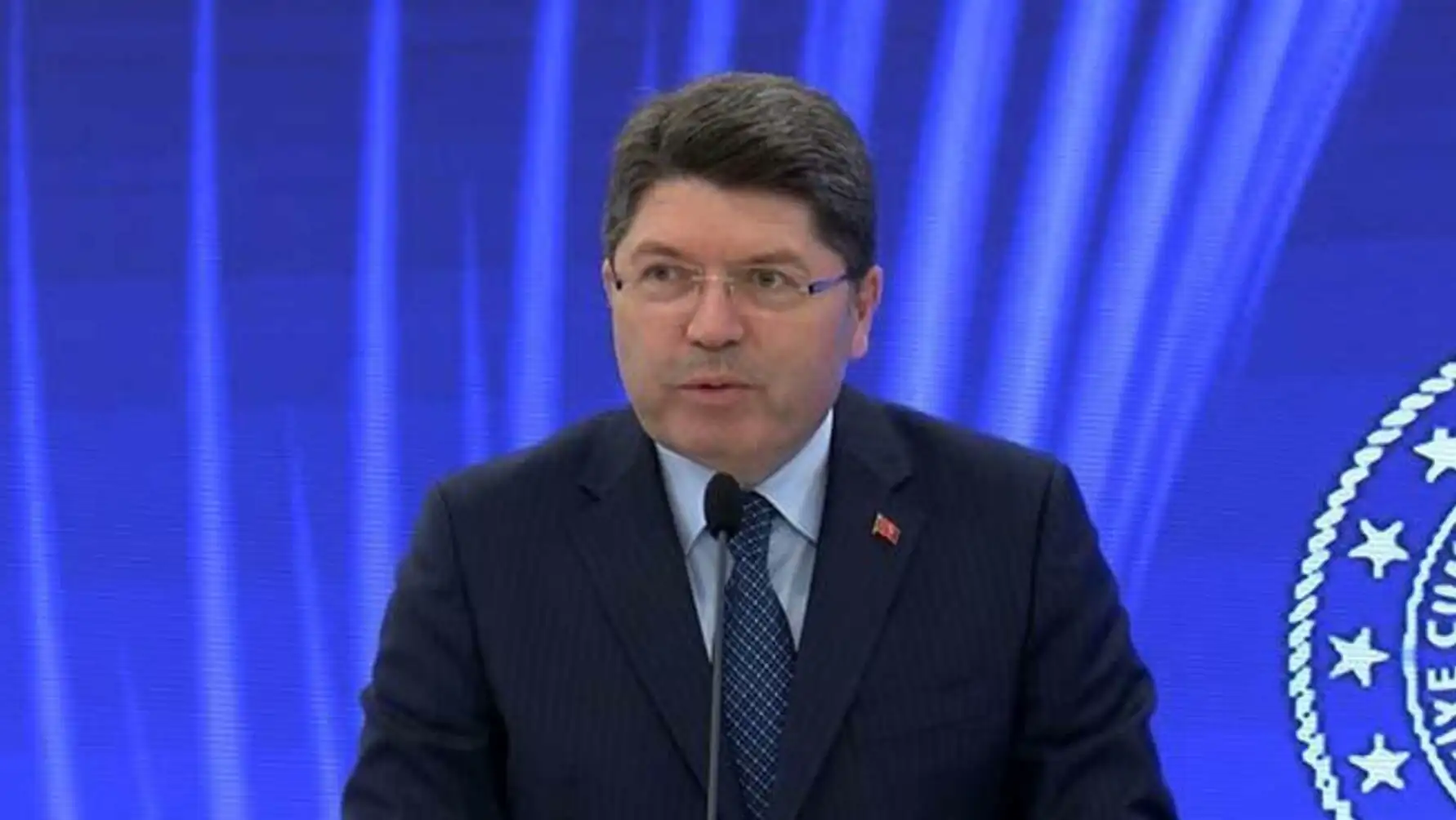 Justice Minister Yılmaz Tunç speaks about corruption cases.