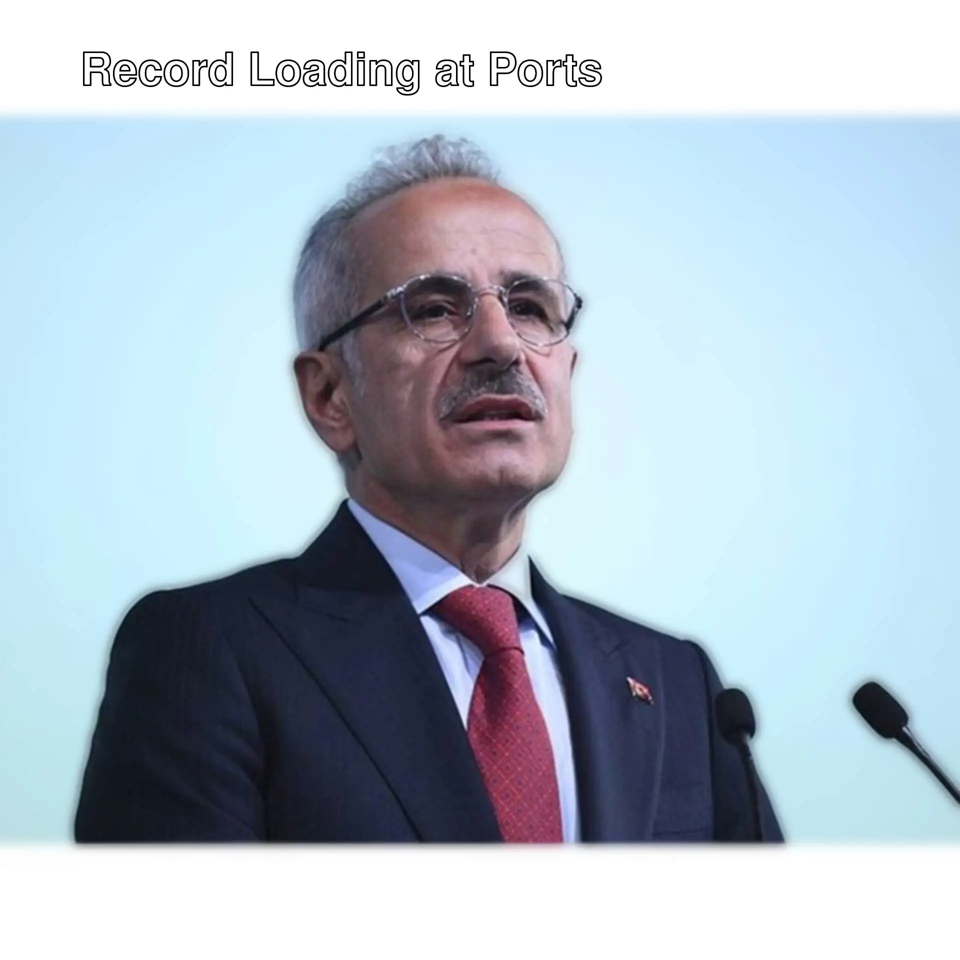 Transport Minister Uraloğlu announced record loading at Turkish ports.