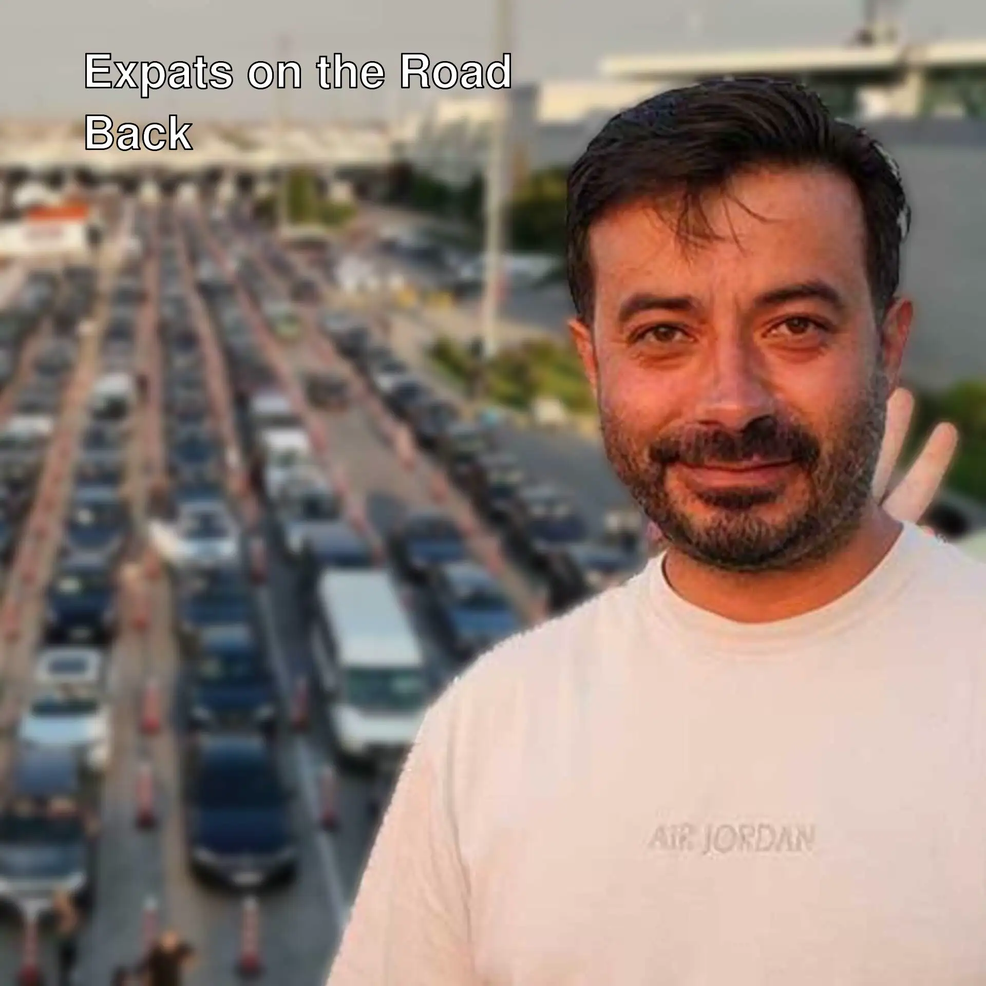 Long vehicle queues formed at Kapıkule Border Gate. Long vehicle queues formed at Kapıkule Border Gate.