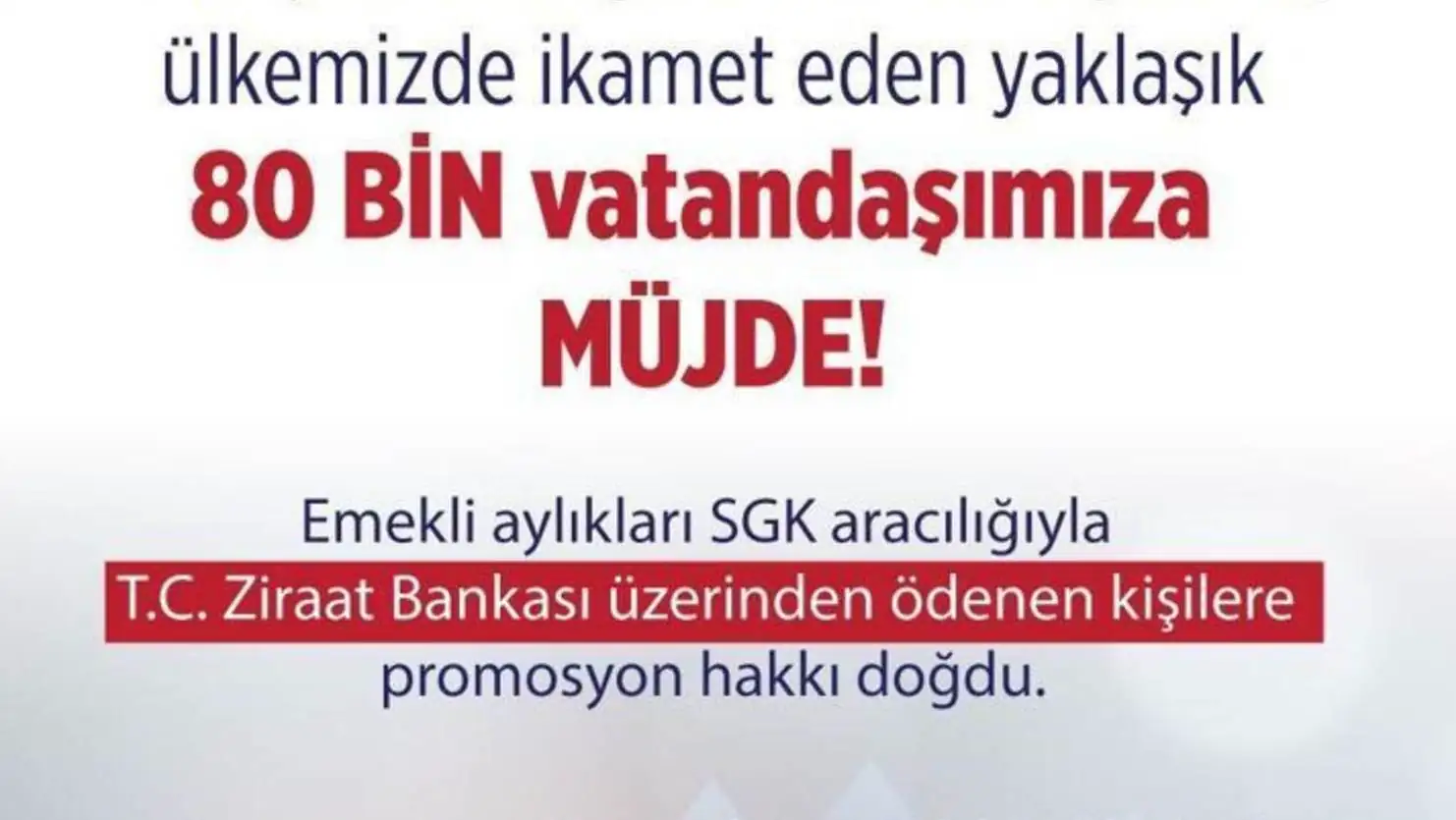 Yükselen oklarla birlikte bir yığın para Yükselen oklarla birlikte bir yığın para