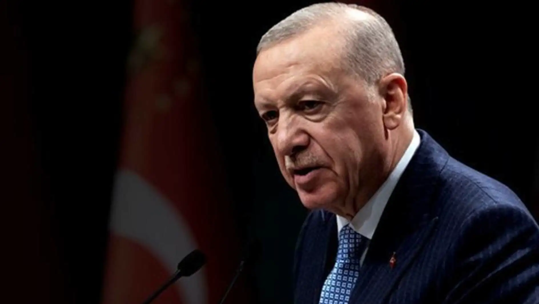 President Erdoğan giving a condolence message. President Erdoğan giving a condolence message.