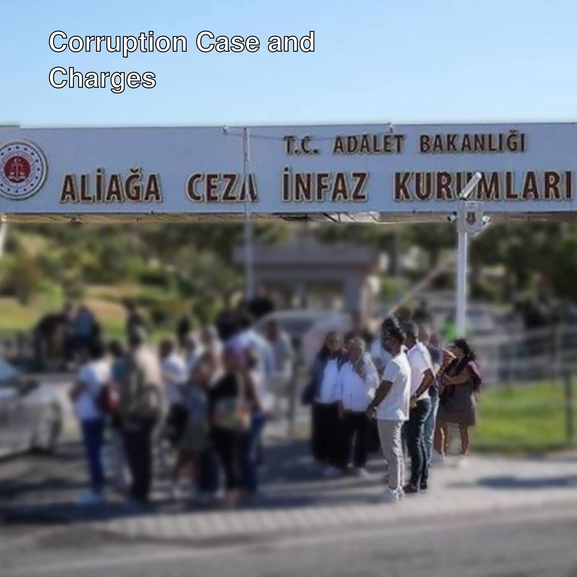 Defendants in the İzmir corruption case at the hearing.