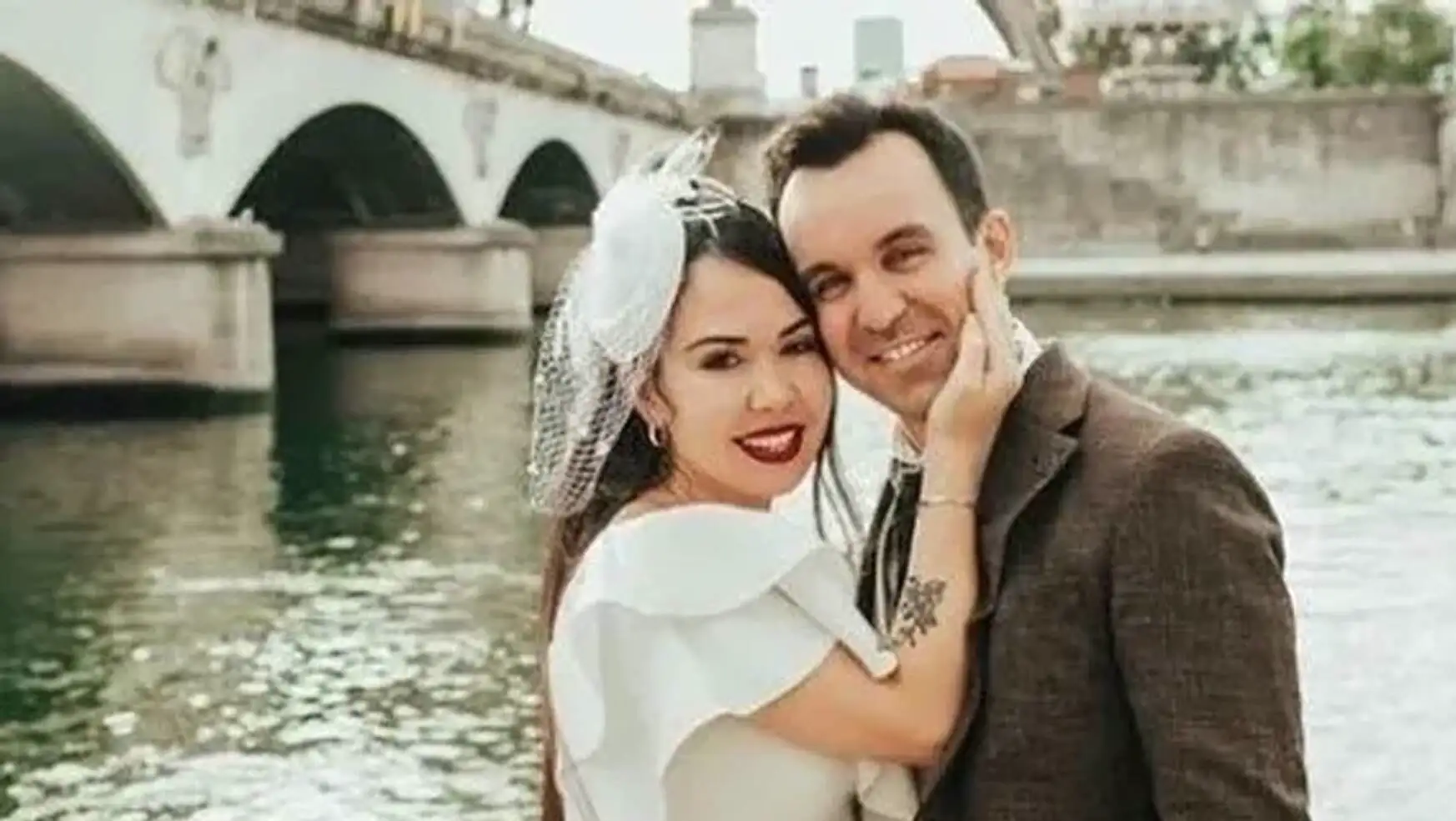 Öz couple and their partners are facing a corruption case.