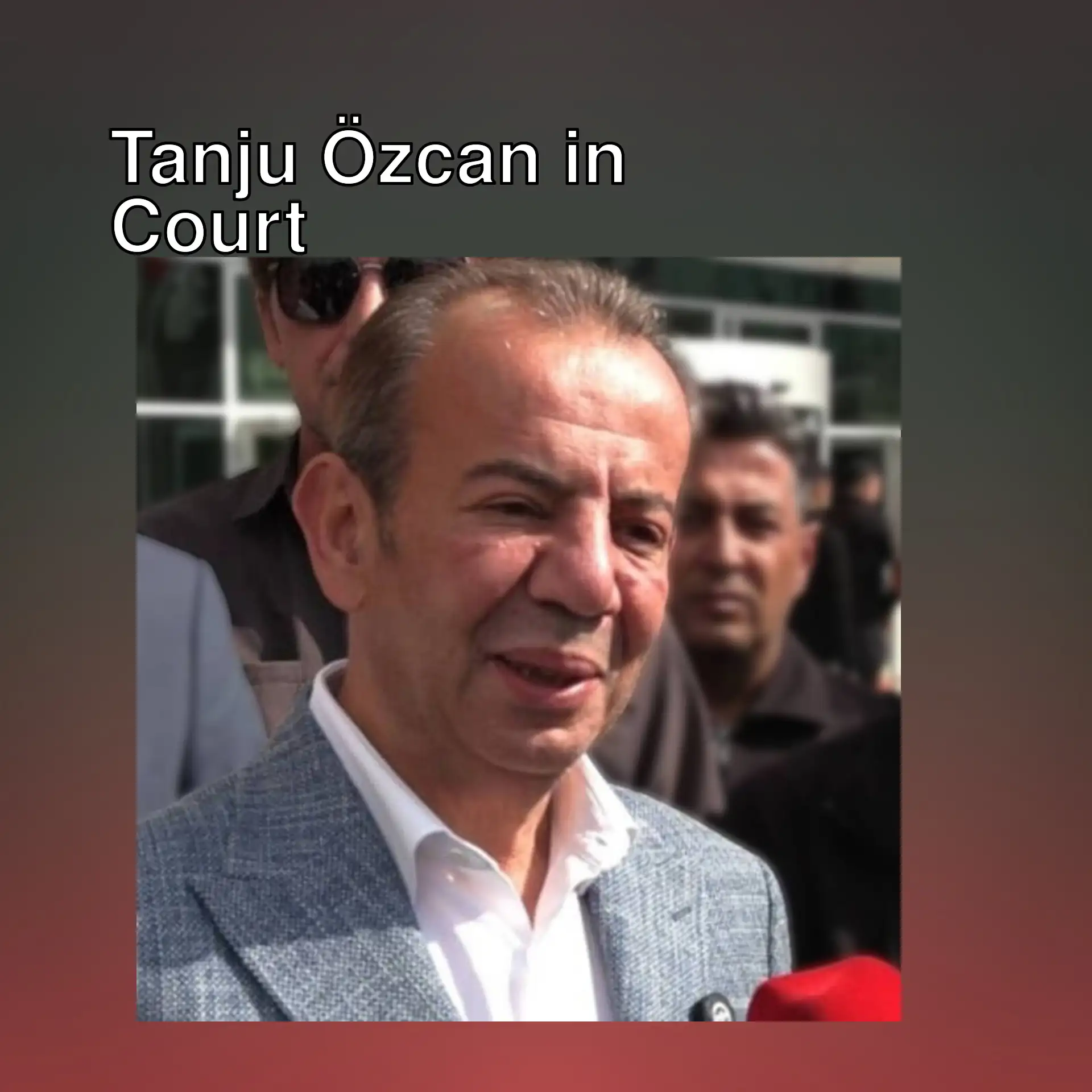 Tanju Özcan speaking in court.