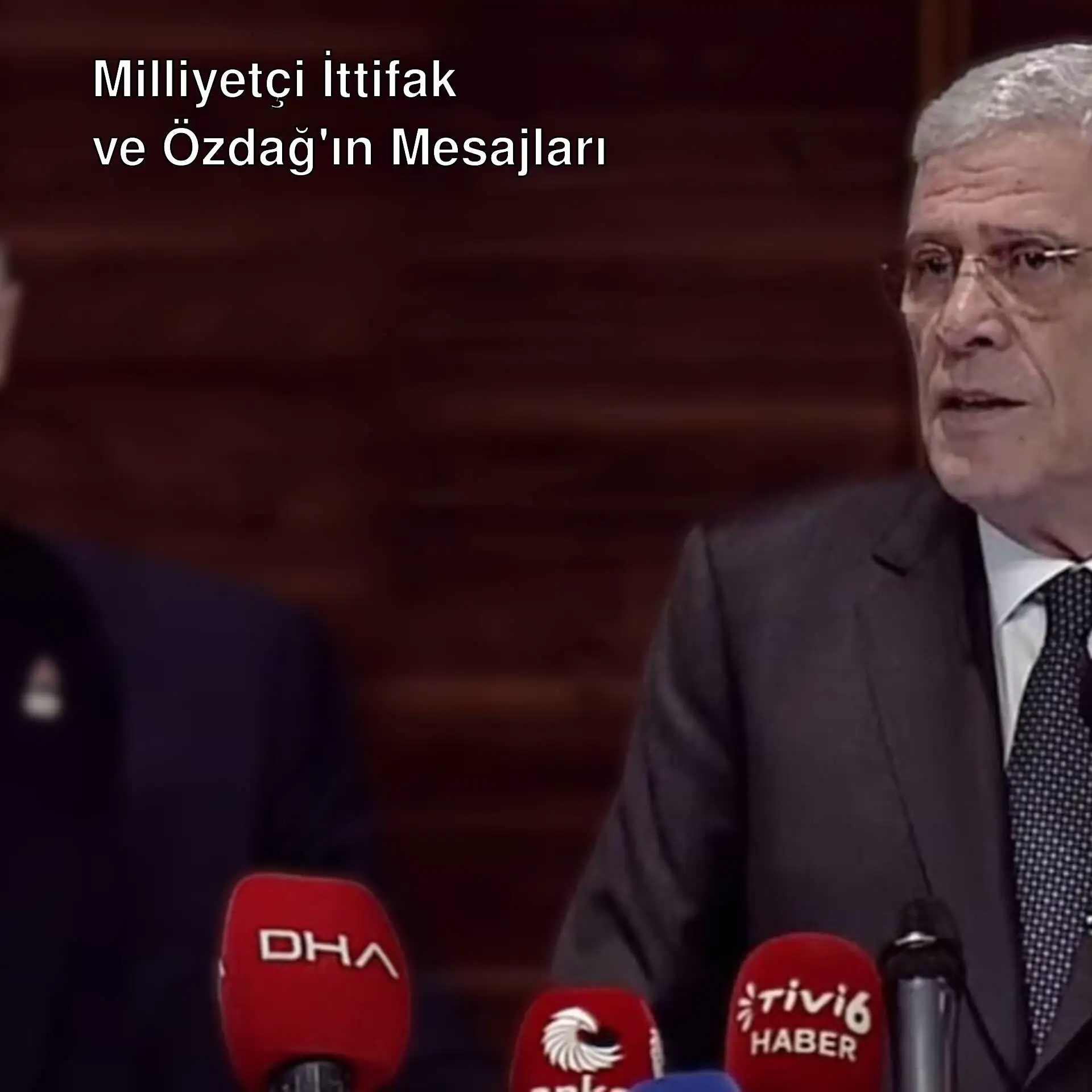 Ümit Özdağ ve Müsavat Dervişoğlu, Milliyetçi Kongre Derneği'nde konuşuyor.
