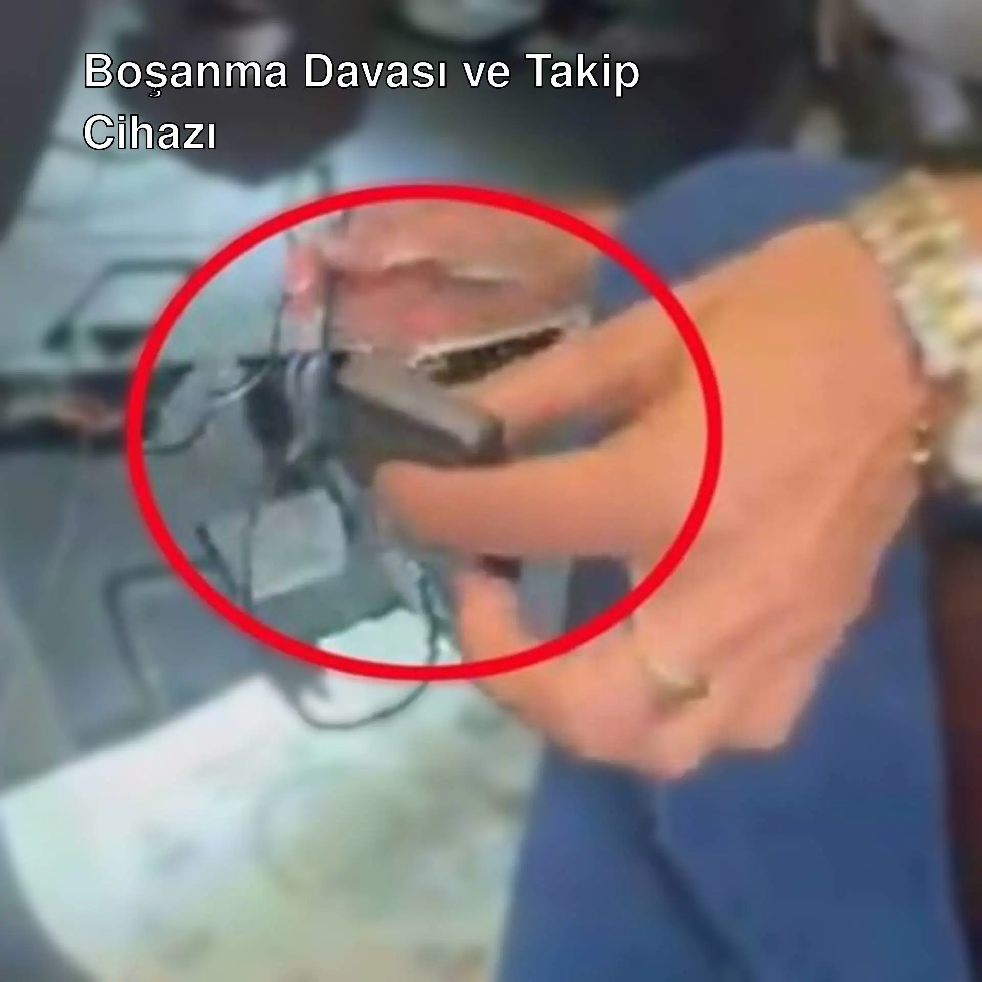 Bir kişinin cihazı tuttuğu an. Bir kişinin cihazı tuttuğu an.