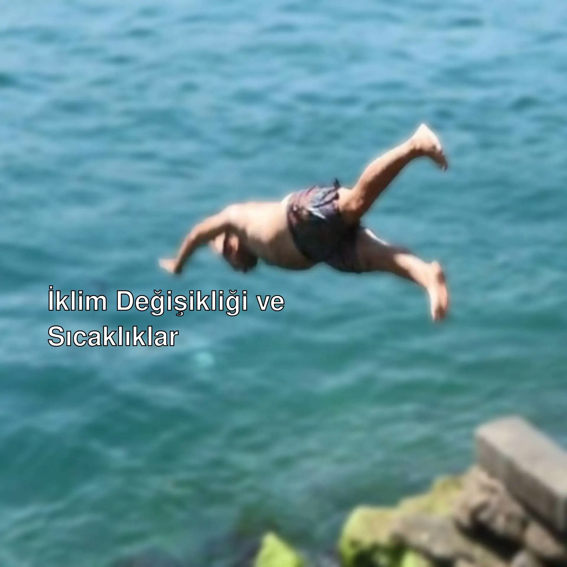 İstanbul'da sıcak hava dalgası etkili oluyor. İstanbul'da sıcak hava dalgası etkili oluyor.