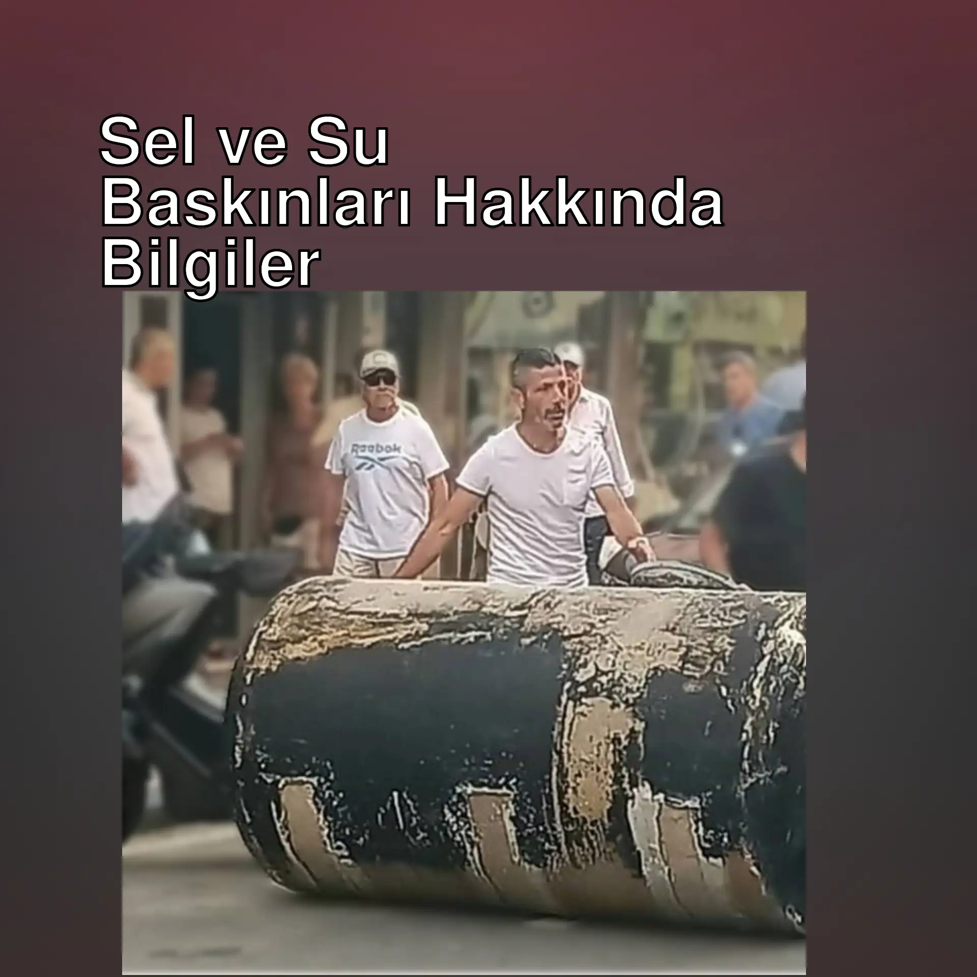 Balıkesir'de kuvvetli rüzgar nedeniyle su deposu caddeye uçtu. Balıkesir'de kuvvetli rüzgar nedeniyle su deposu caddeye uçtu.